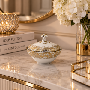 Zabytkowa bombonierka porcelanowa Oscar Schaller