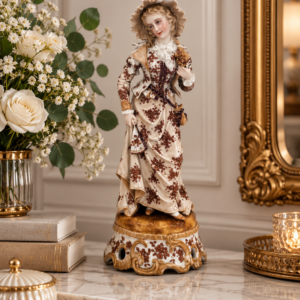 Antyczna Porcelanowa figurka kolekcjonerska Azjatycka