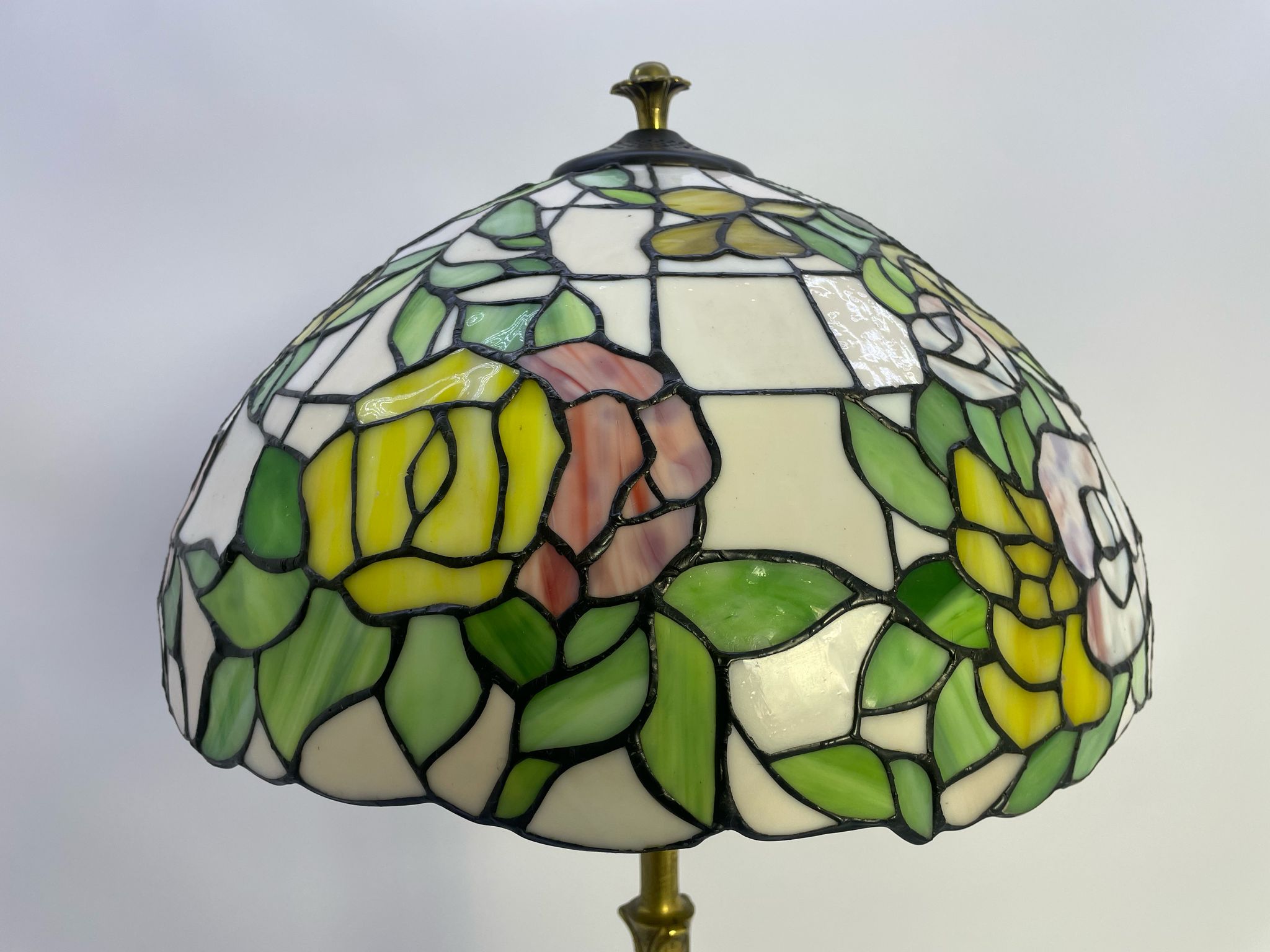 Lampa witrażowa mosiądz w stylu Tiffany - obrazek 13