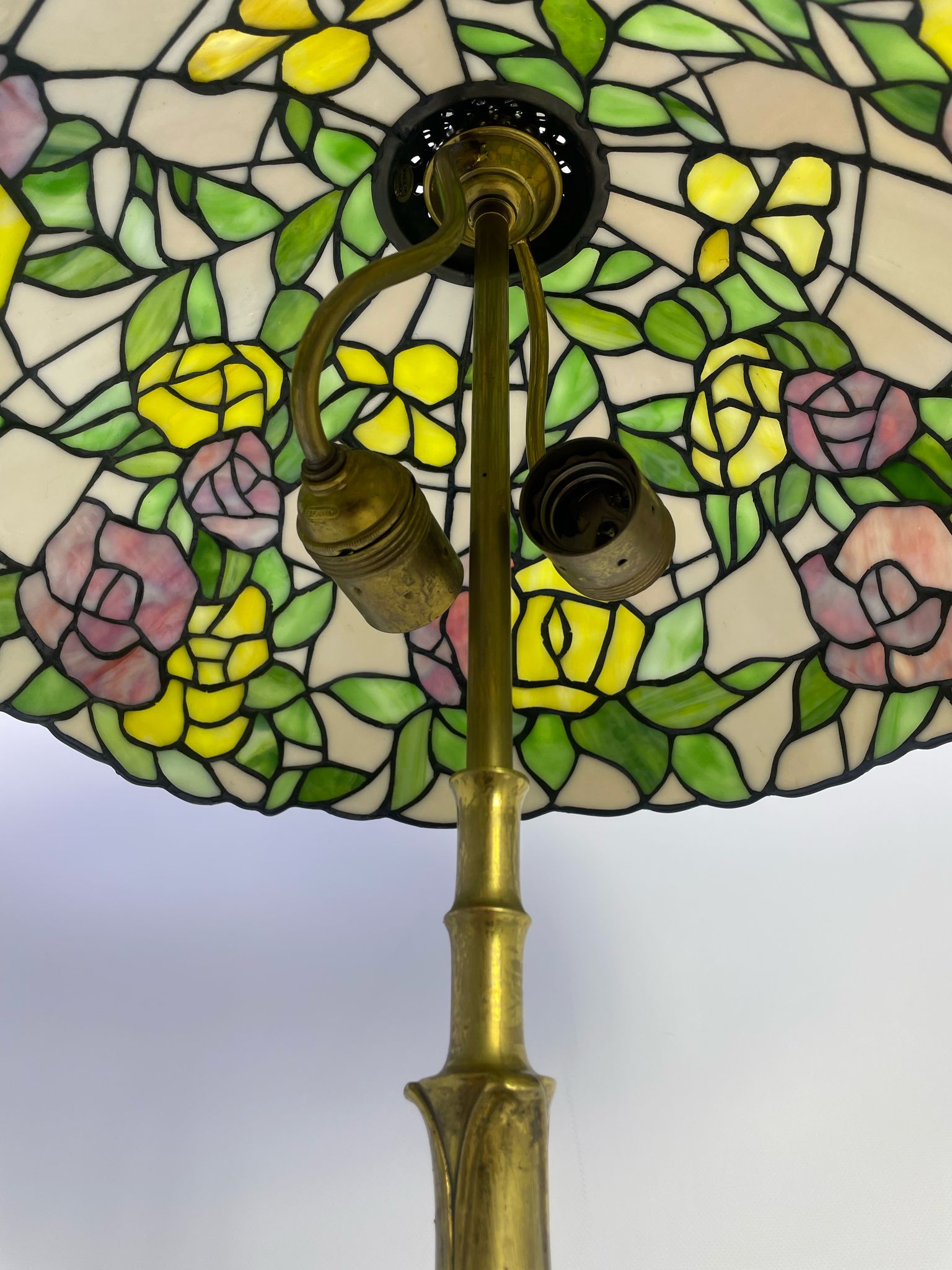 Lampa witrażowa mosiądz w stylu Tiffany - obrazek 12