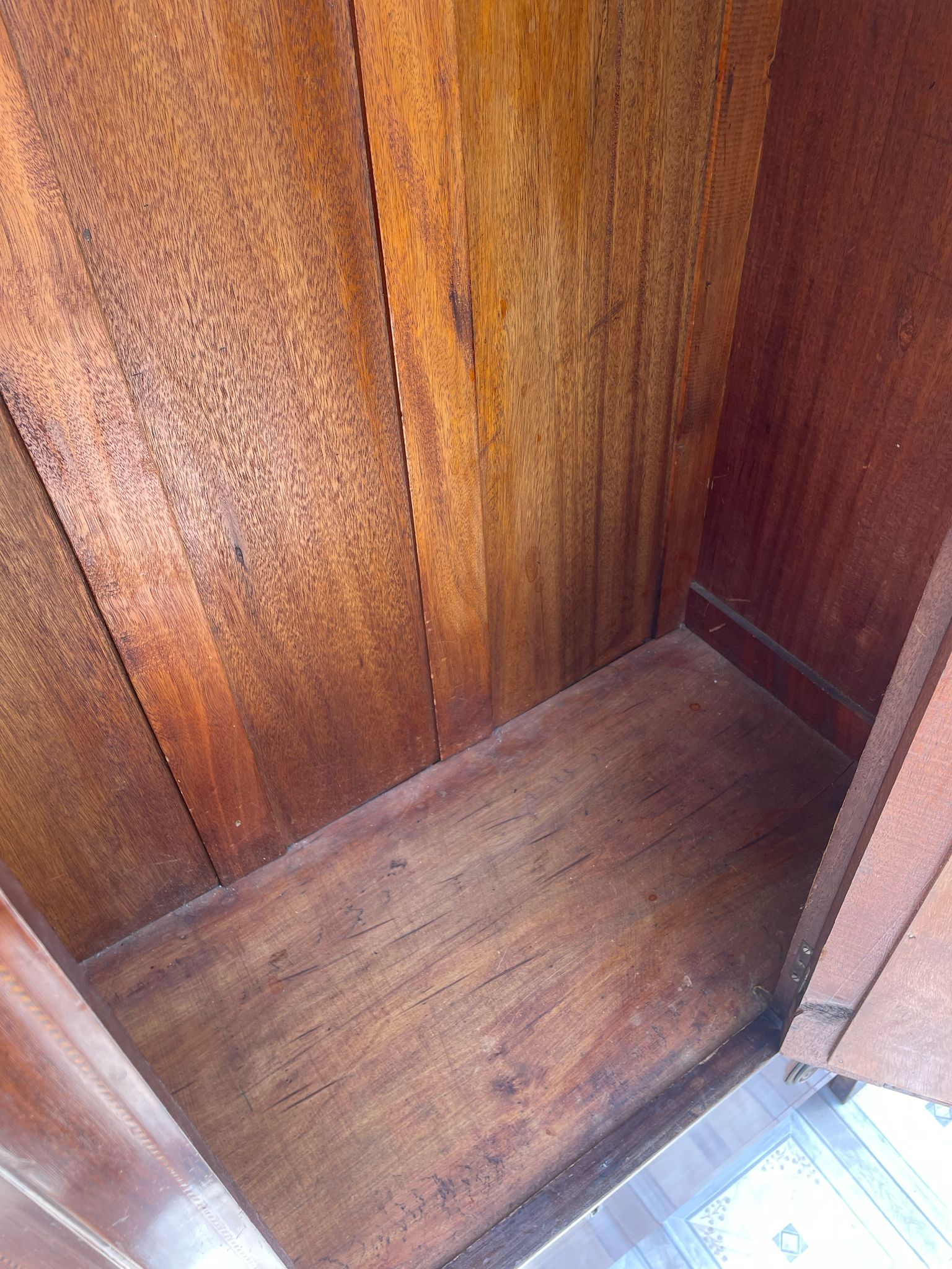 Szafa secesyjna z lustrem kryształowym z drewna palisandrowego - Image 7