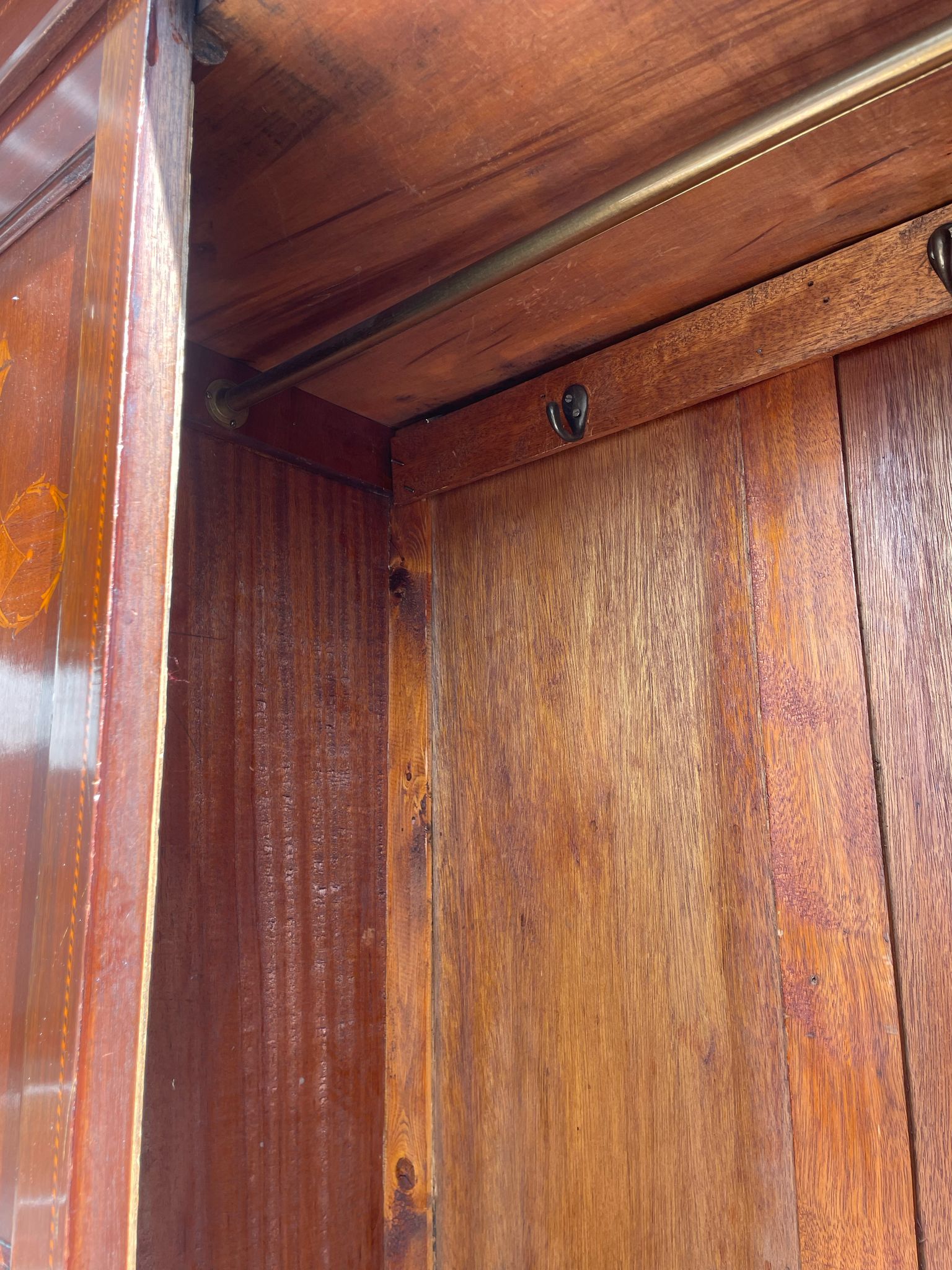 Szafa secesyjna z lustrem kryształowym z drewna palisandrowego - Image 9