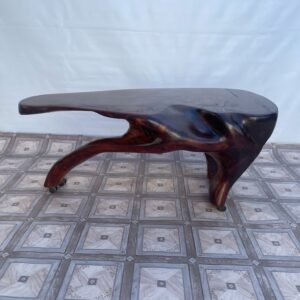 Table, style bench in solid mango root with castors
