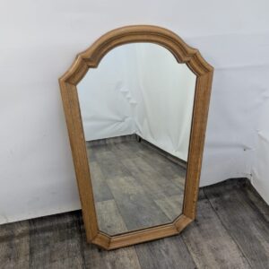 Lustro w ramie z drewna z dębu vintage.