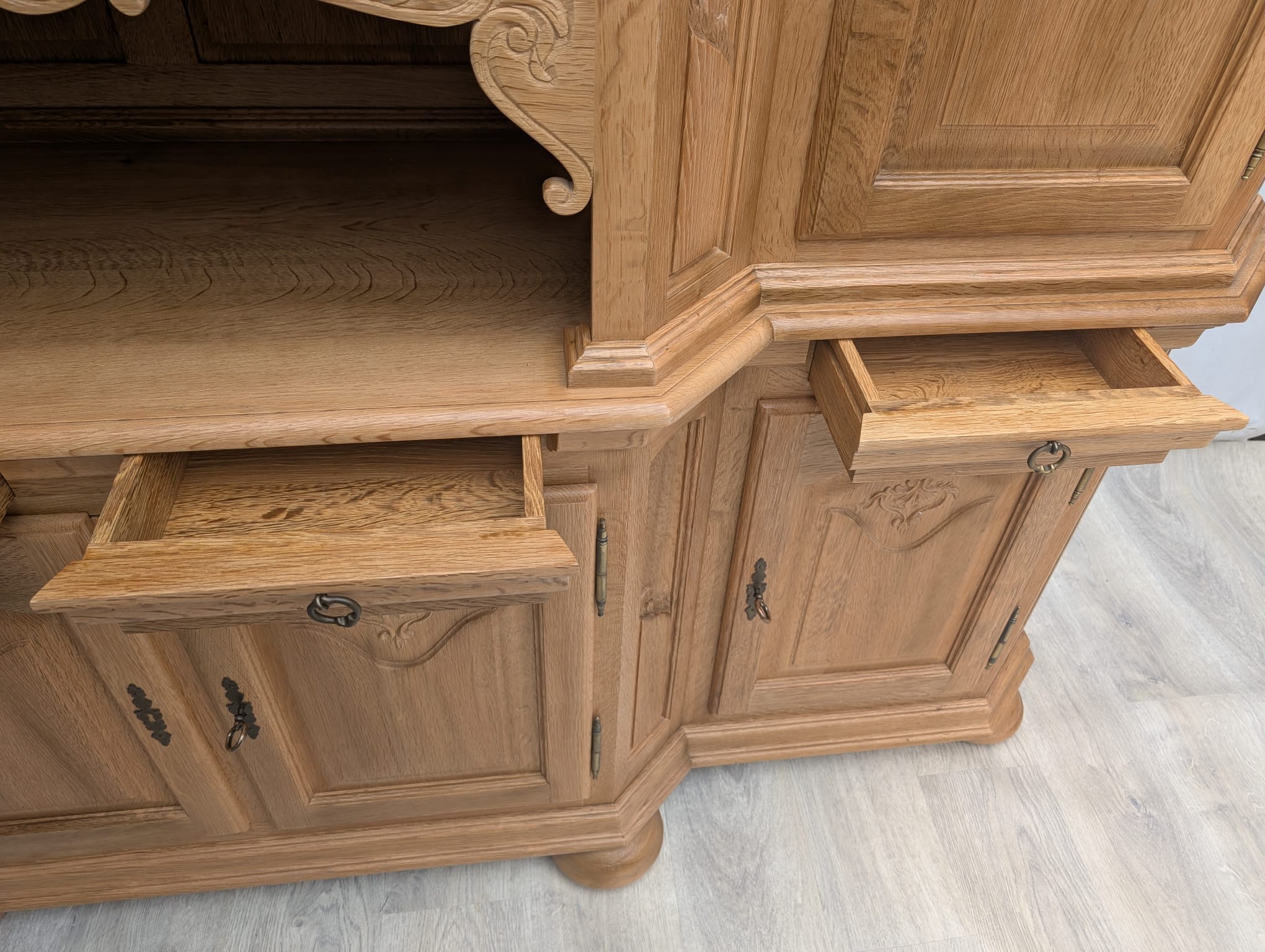 Stylowa witryna, kredens z litego drewna dębowego - Image 9