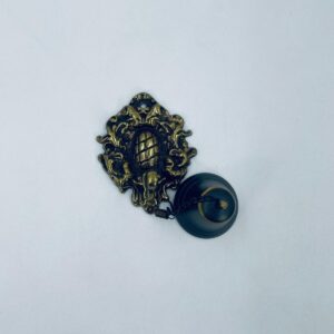 Dzwonek wiszący do drzwi mosiężny