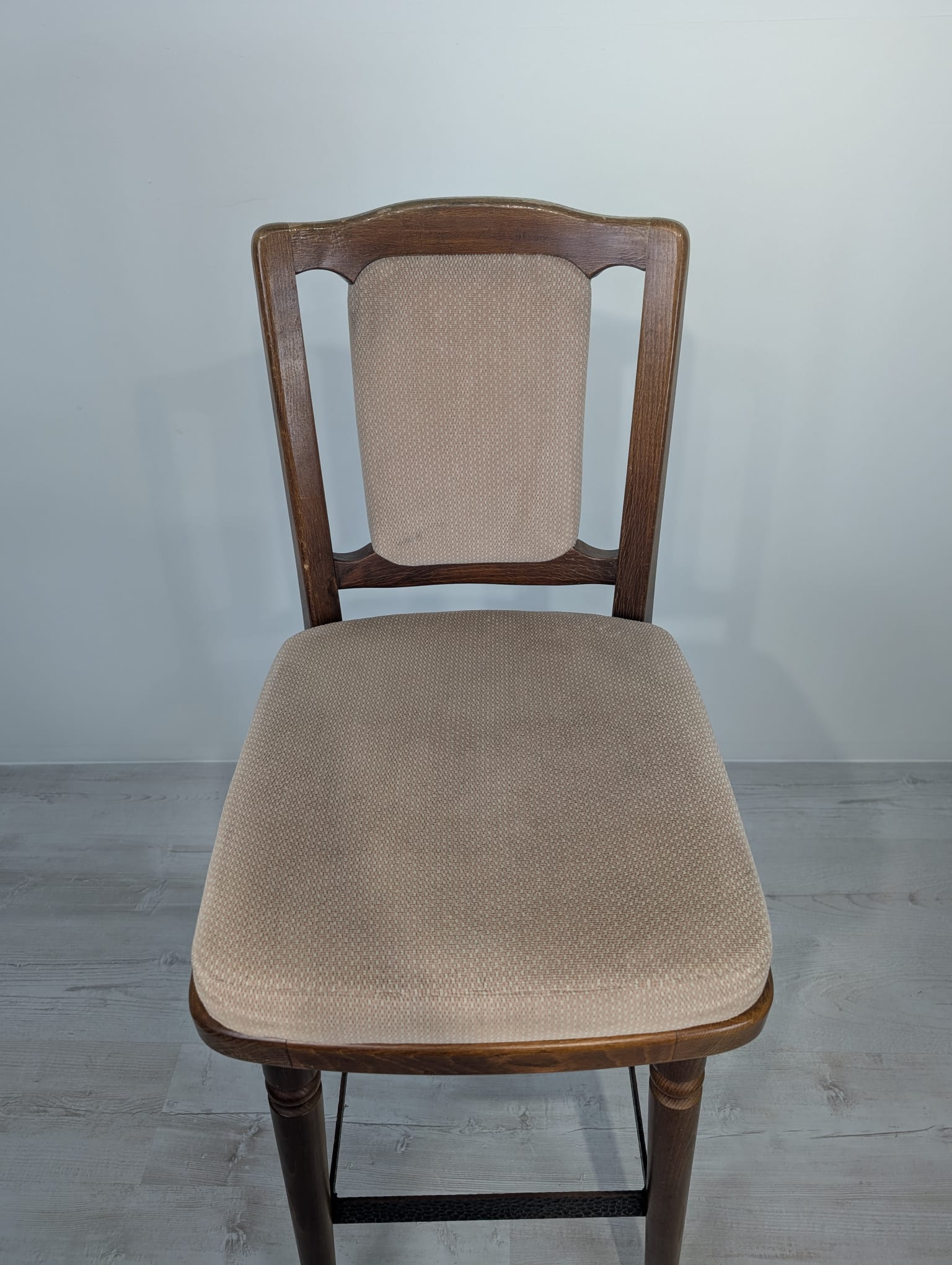 Krzesło, hoker dębowy z XX wieku - obrazek 4