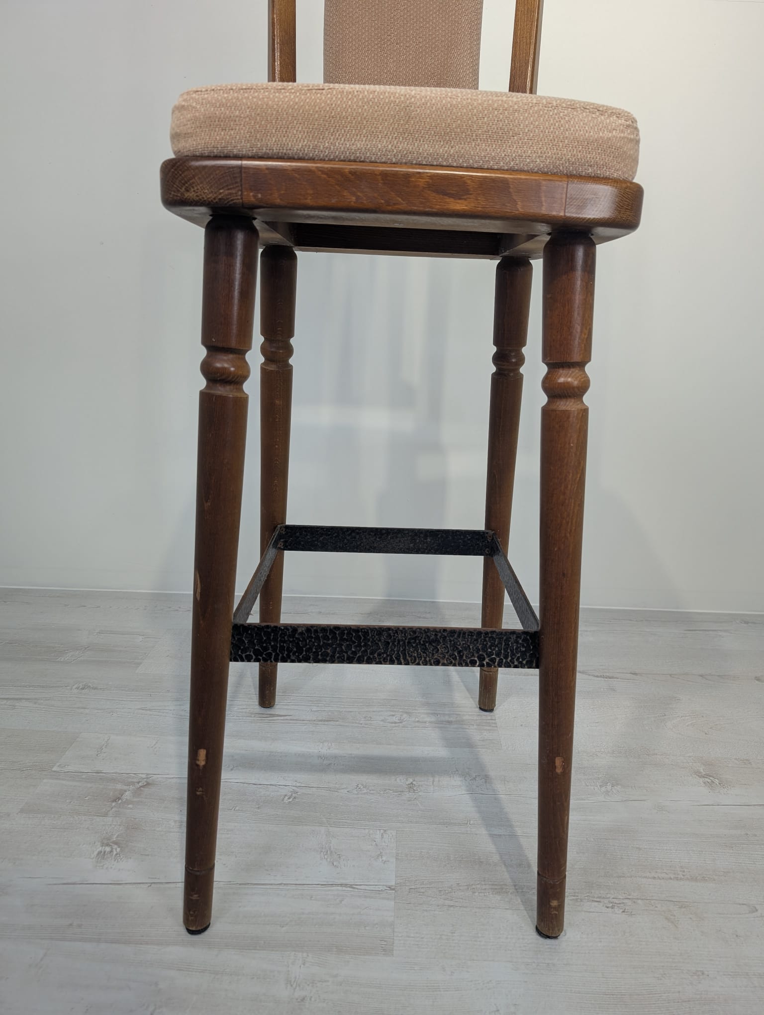 Krzesło, hoker dębowy z XX wieku - obrazek 5