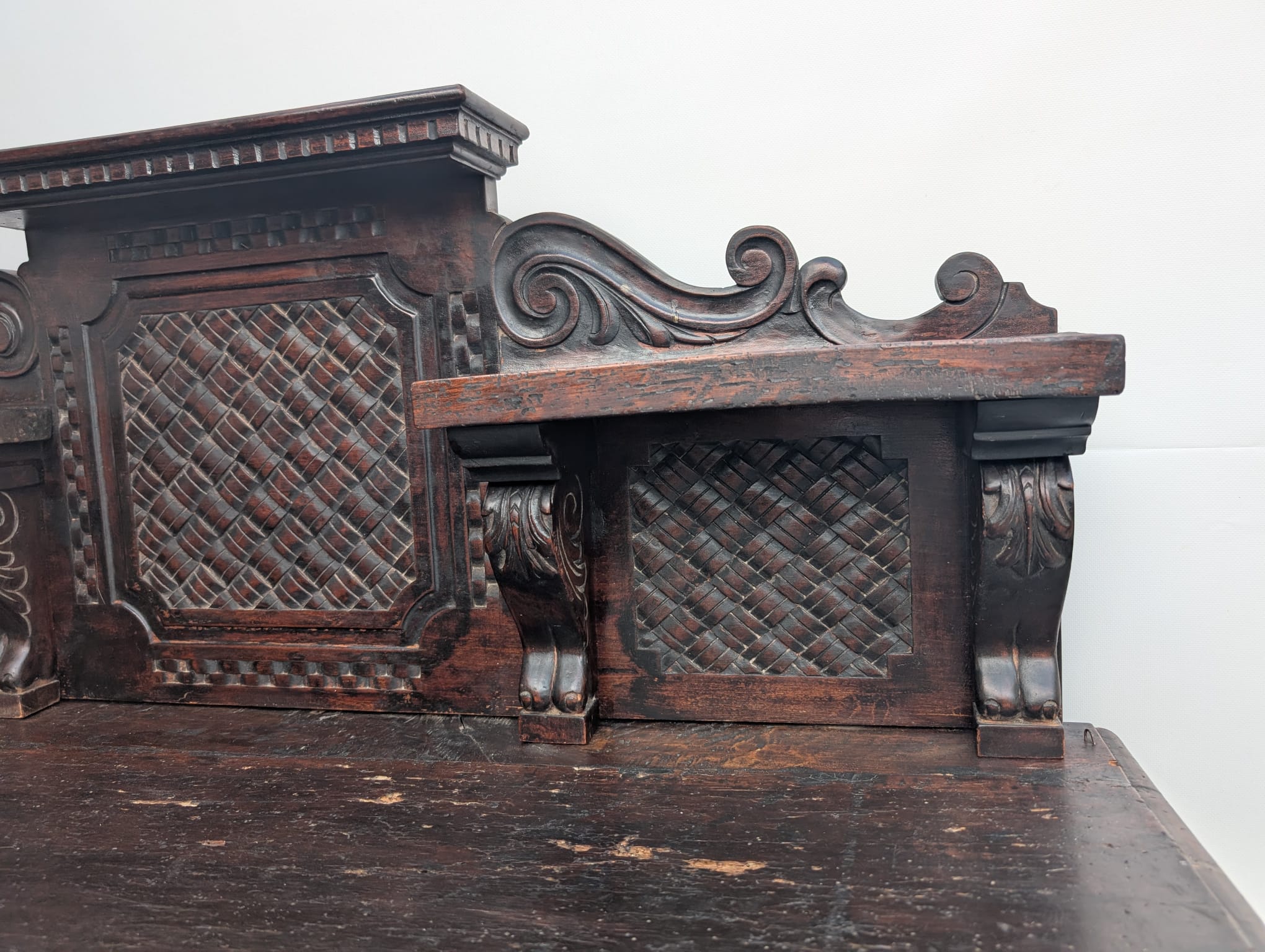 Komoda unikatowa, zabytkowa w stylu renesansowym początek XIX wieku - obrazek 4