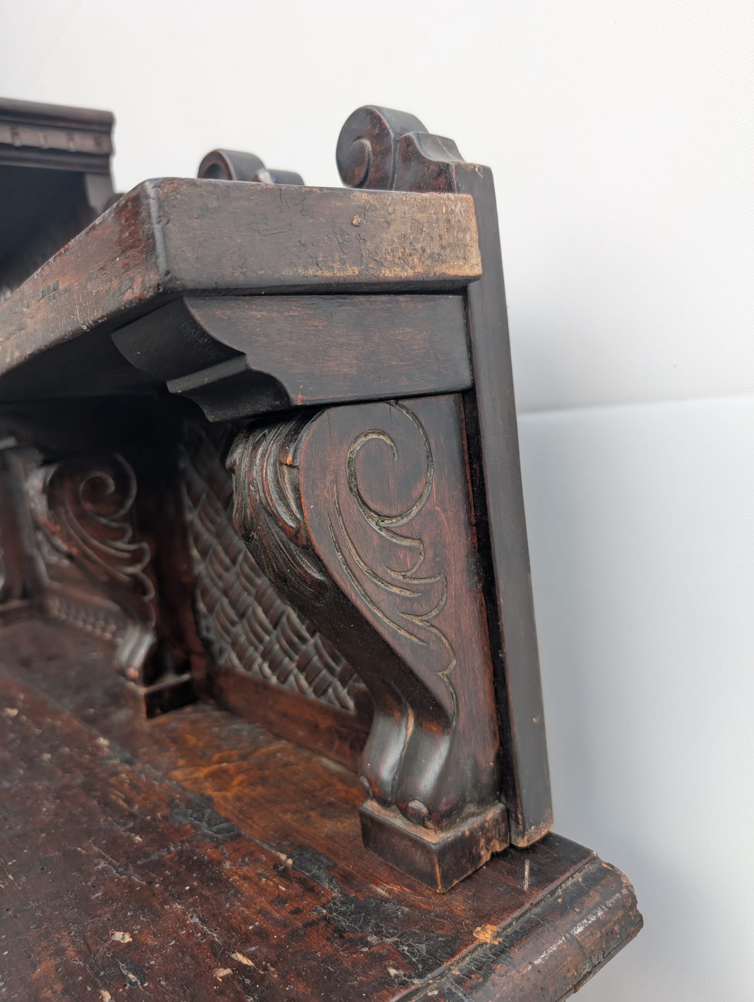 Komoda unikatowa, zabytkowa w stylu renesansowym początek XIX wieku - obrazek 3