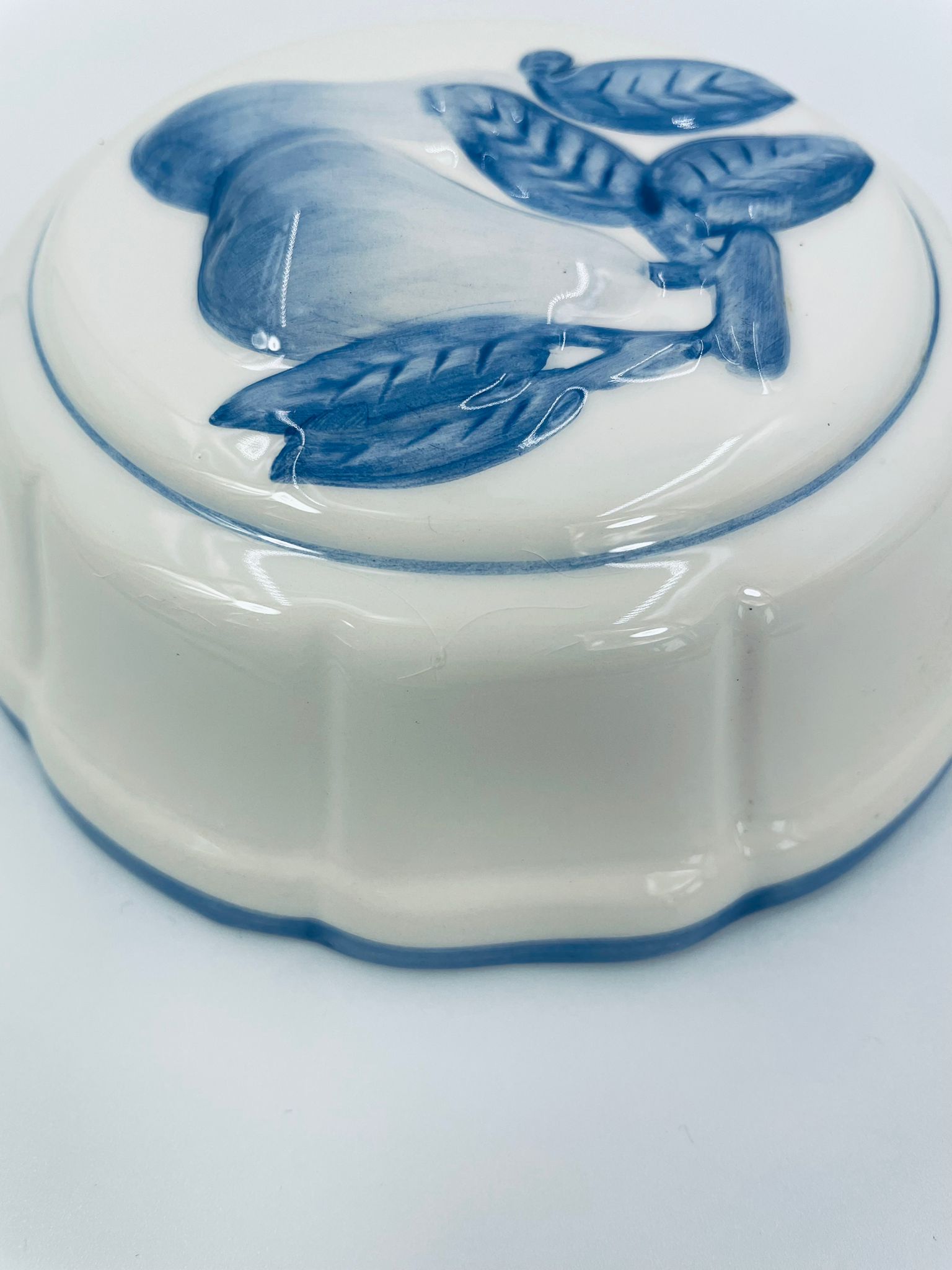 Miseczka porcelanowa, dekoracyjna. - obrazek 12