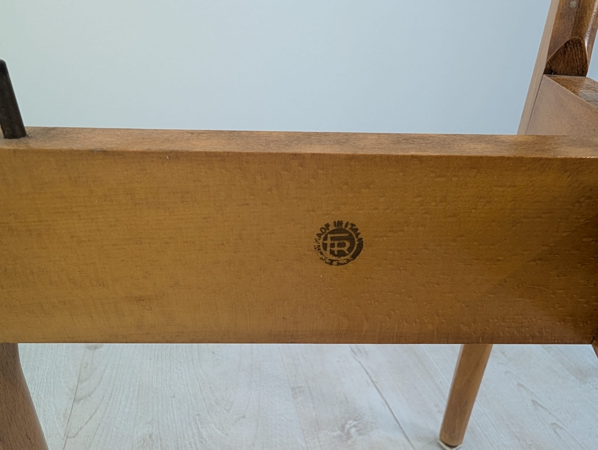 Krzesło, wieszak włoskie proj. Ico Parisiego dla Fratelli Reguitti UNIKAT - obrazek 12