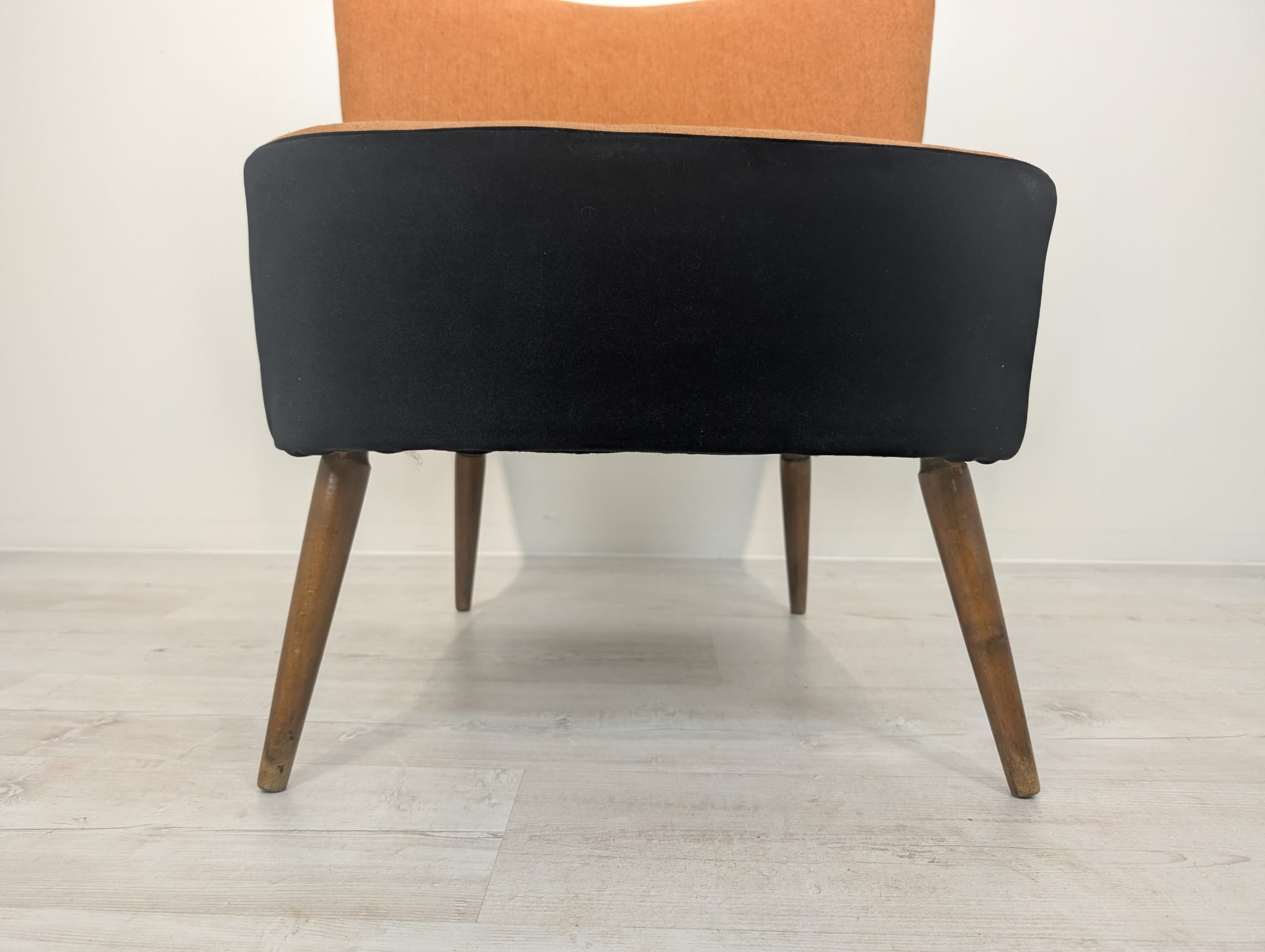 Fotel koktajlowy vintage z czasów PRL-u na sprężynach - Image 6