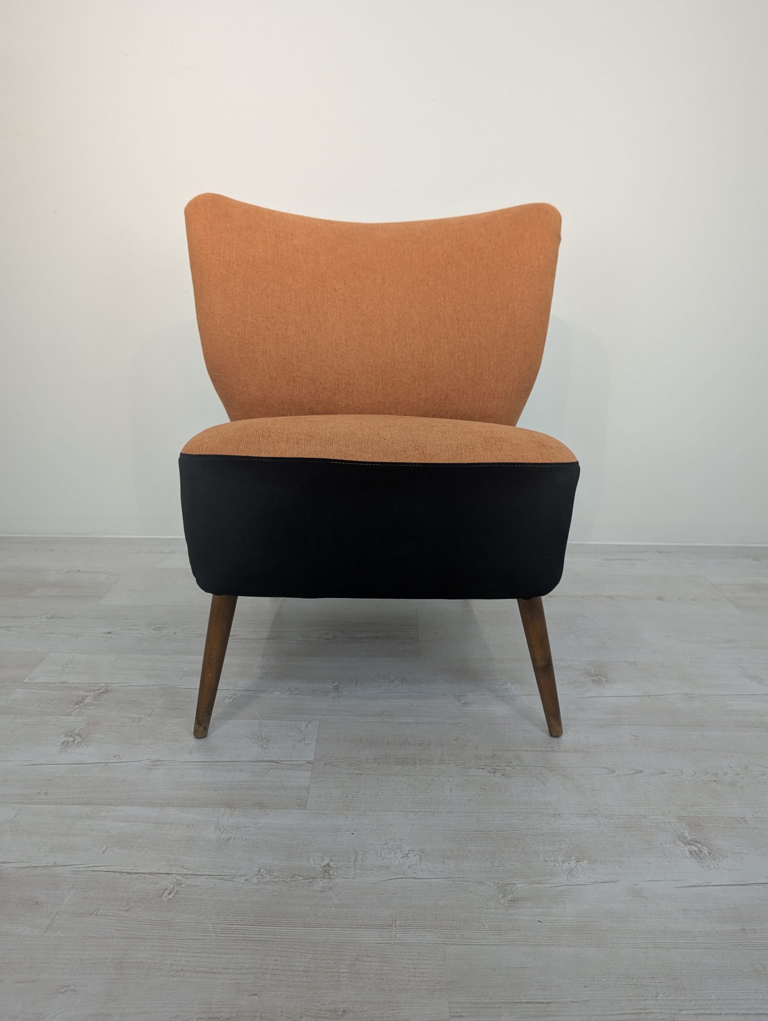 Fotel koktajlowy vintage z czasów PRL-u na sprężynach - Image 8