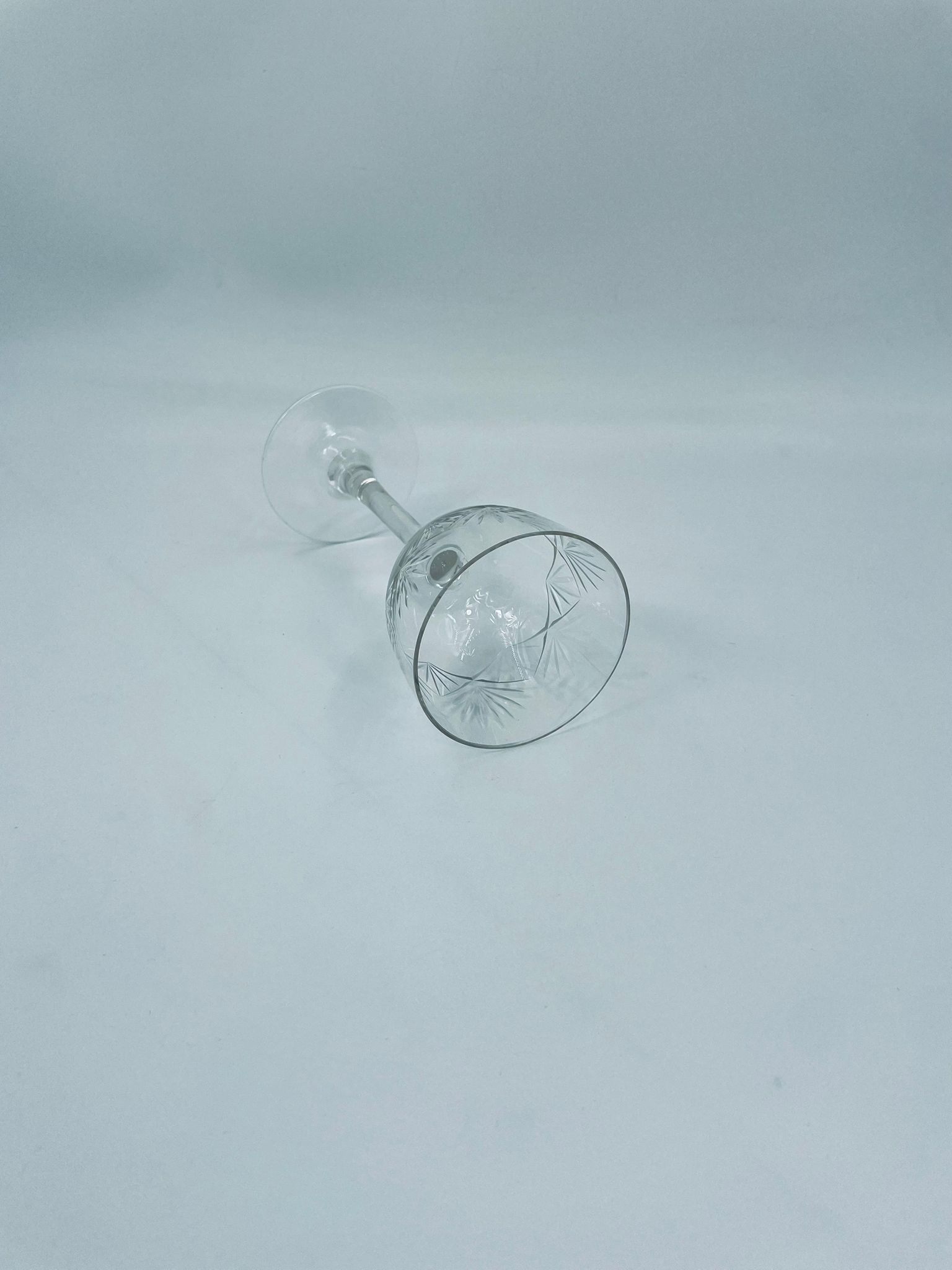 Kieliszek do wina kryształowy - obrazek 8