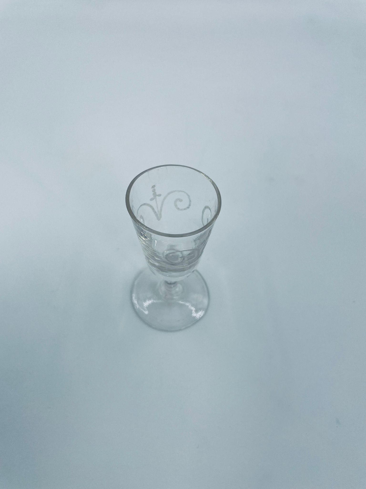 Kieliszek do wódki w stylu Vintage - obrazek 4