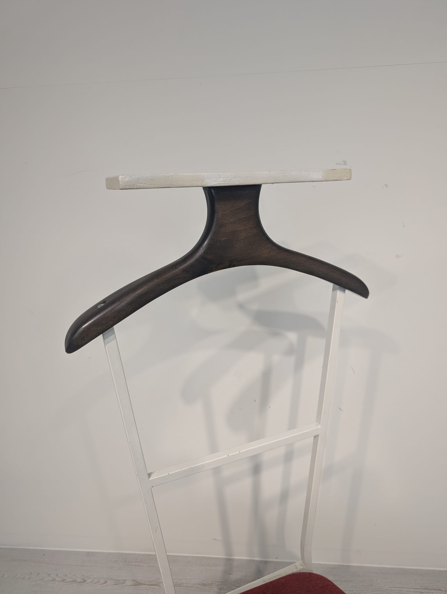 Wieszak na ubrania lokaj/kamerdyner z lat 60-tych - obrazek 8