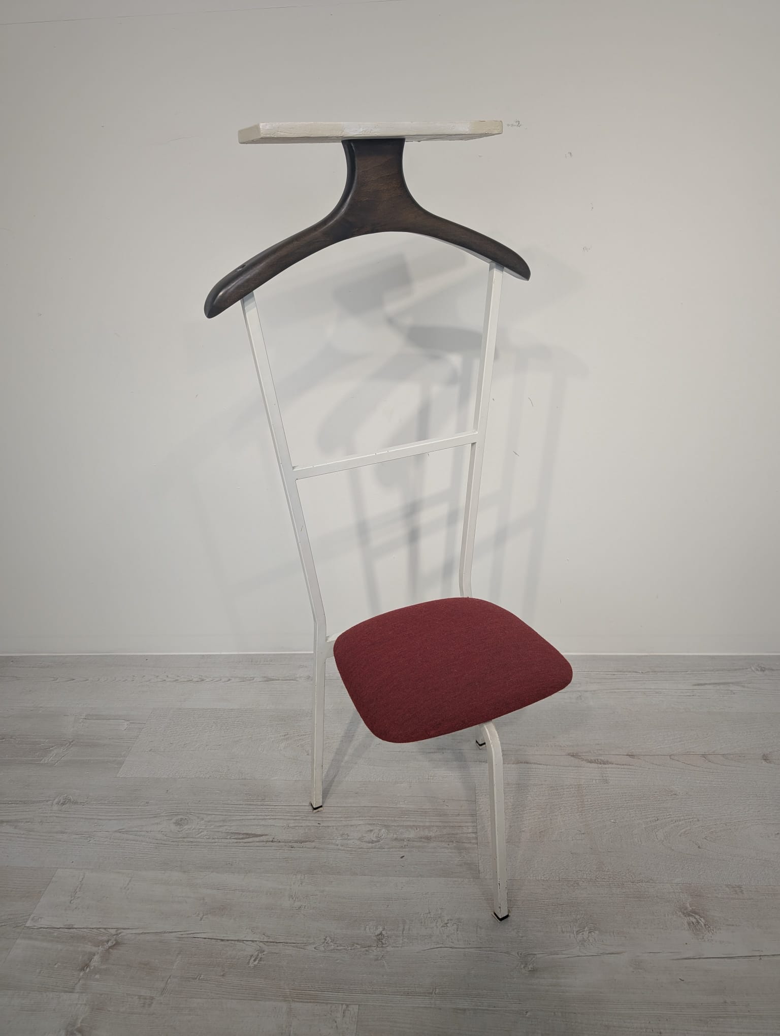 Wieszak na ubrania lokaj/kamerdyner z lat 60-tych - obrazek 4