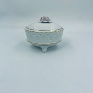 Porcelain box Sitzedorf