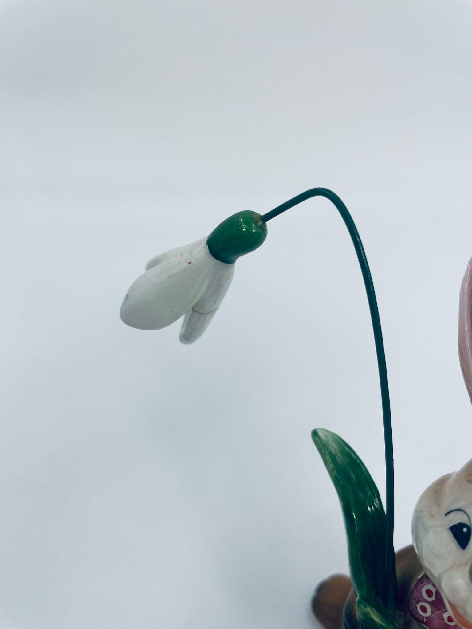 Figurka dekoracyjna Zajączek Goebel - obrazek 7