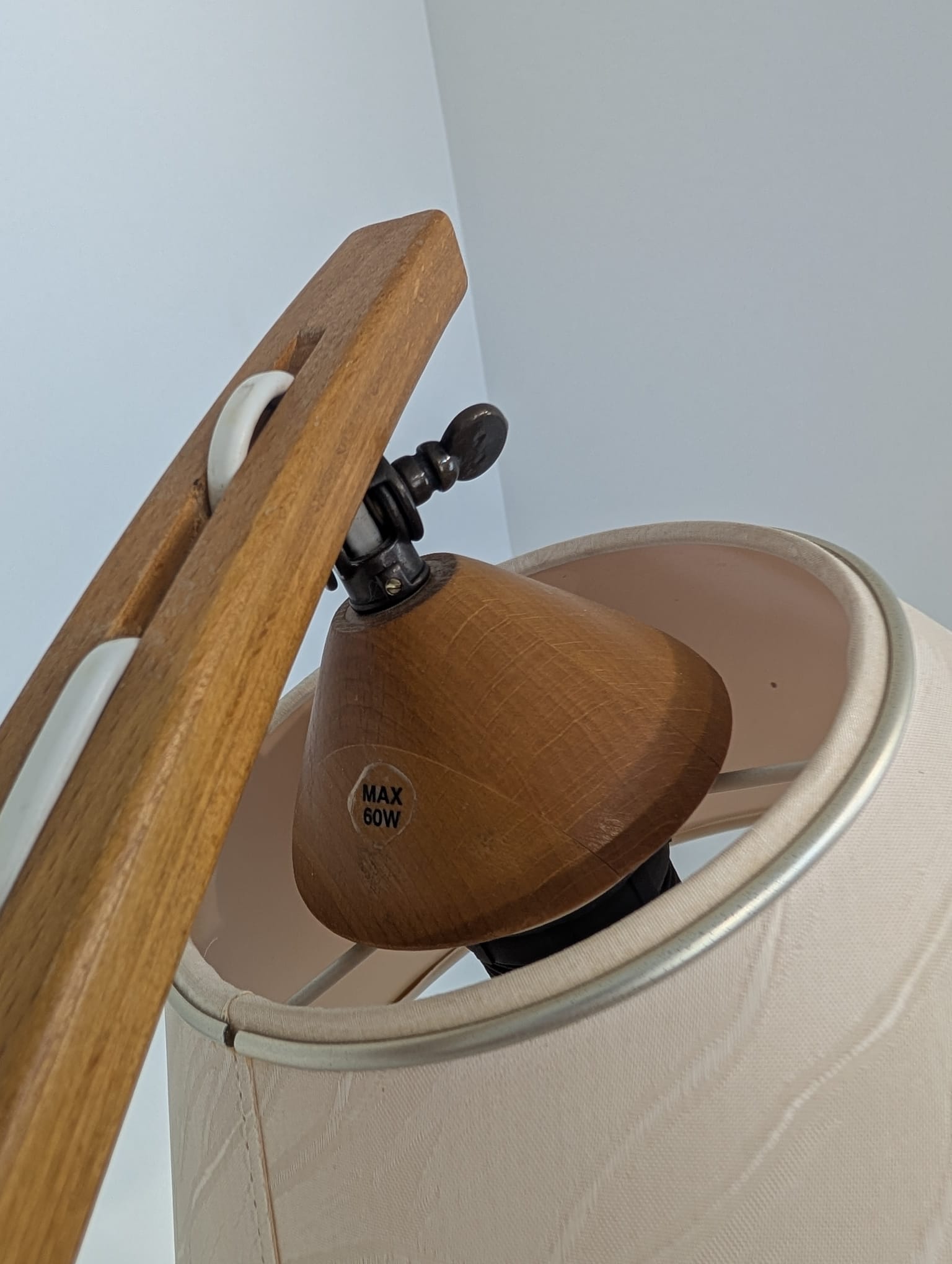 Lampka podłogowa Szwedzka z drewna tekowego Scandi designe - Image 6