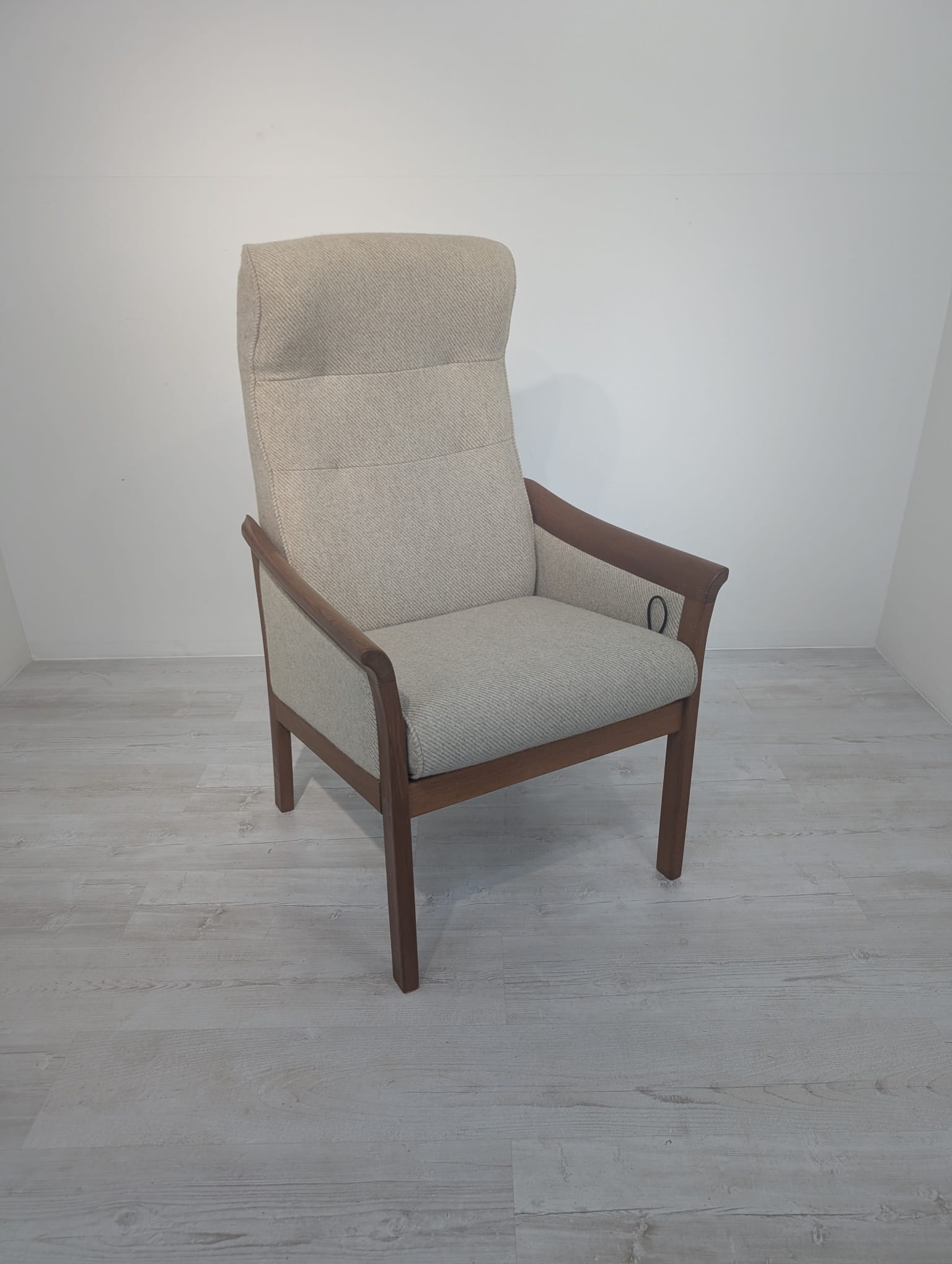 Fotel duński rozkładany z drewna tekowego - obrazek 2