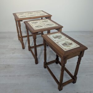 Set of Trojaki oak tables