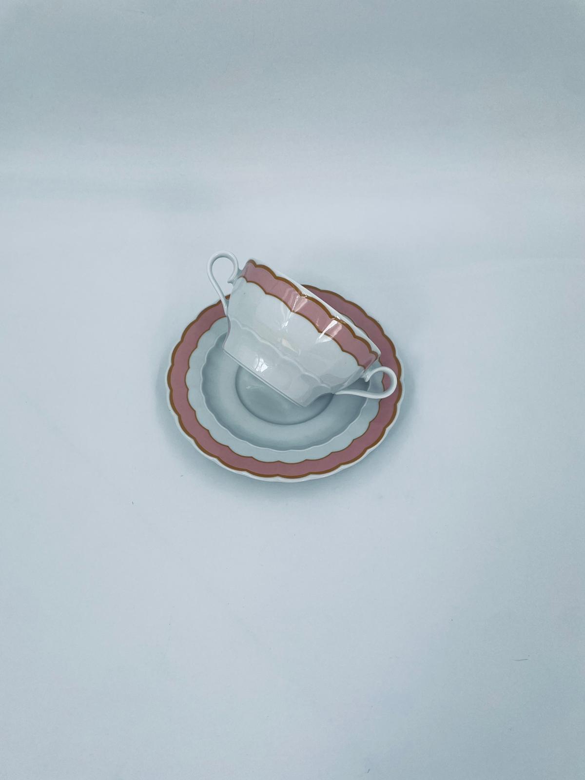 Bulionówka ze spodkiem styl współczesny - obrazek 3