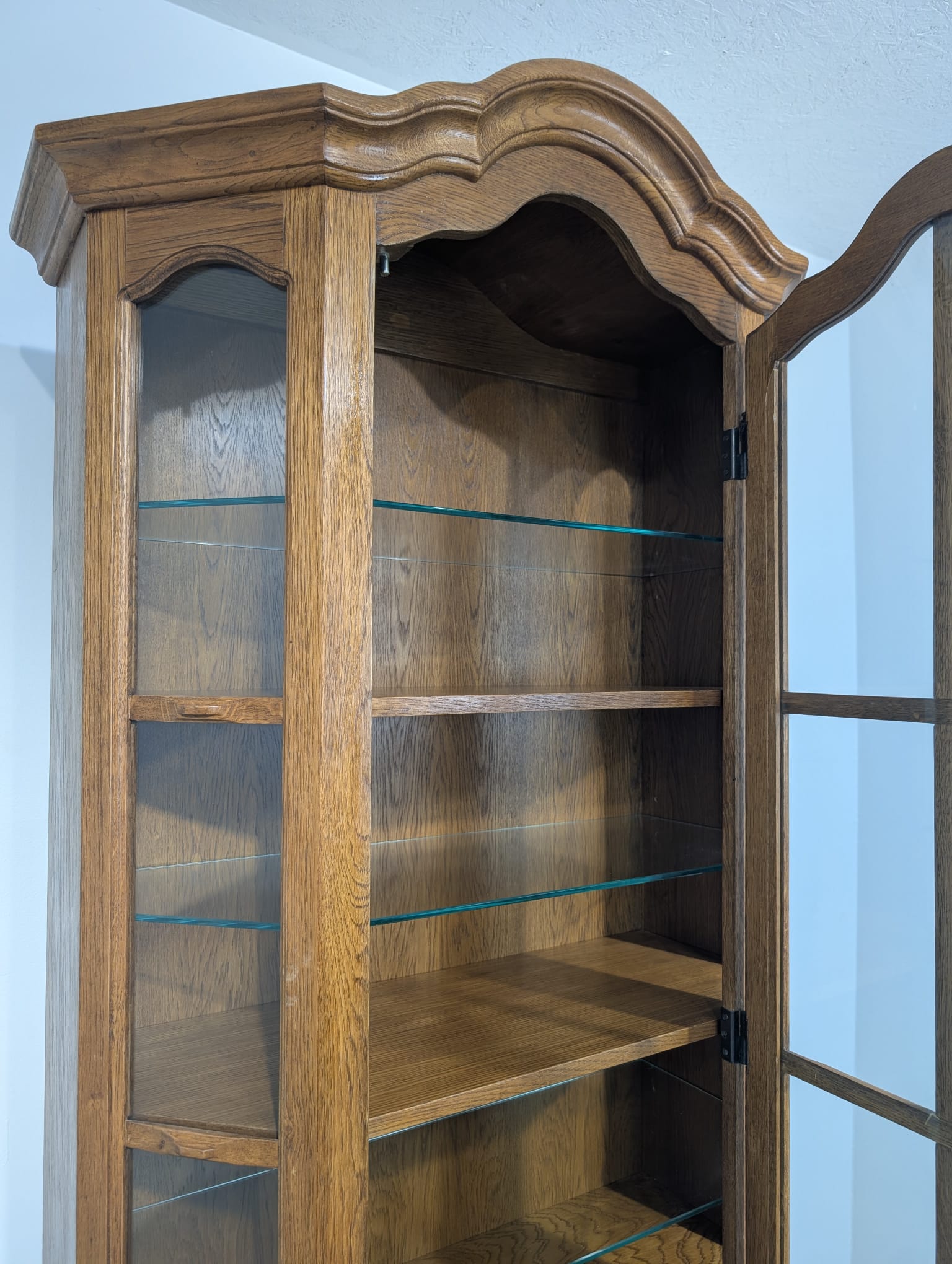 Stylowa witryna dębowa z litego drewna - Image 9