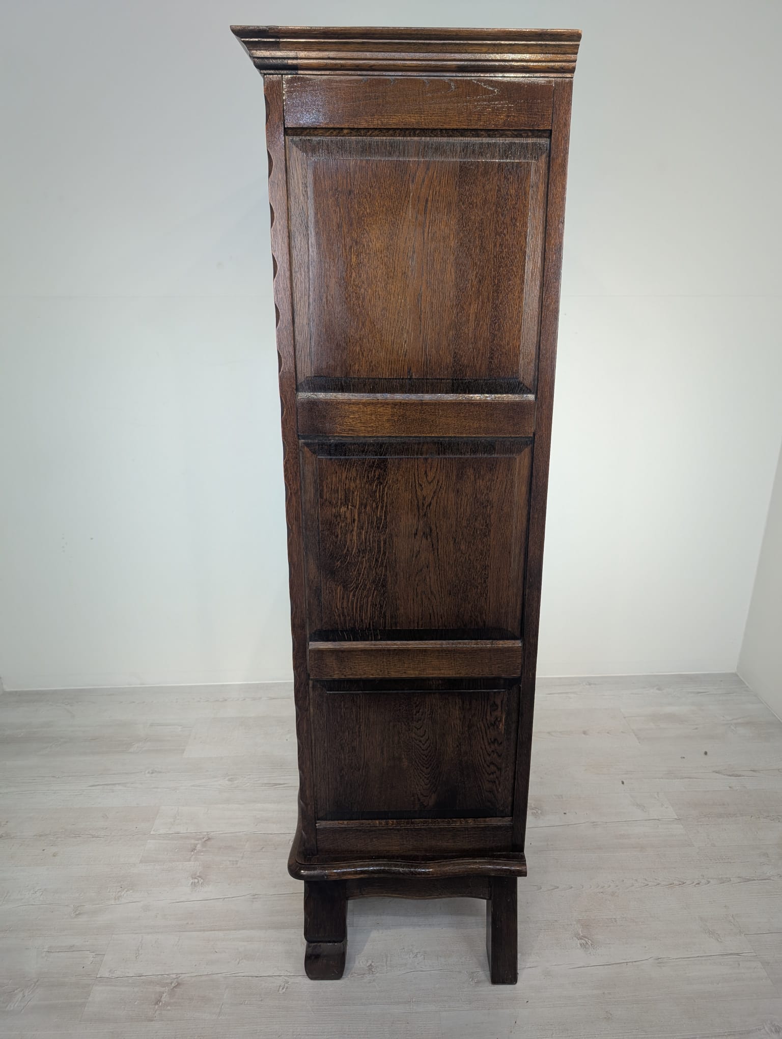 Biblioteka witryna regał lata 50/60 dąb rzeźbiona - obrazek 16