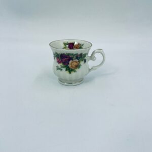 Royal Seltmann Weiden collector's cup