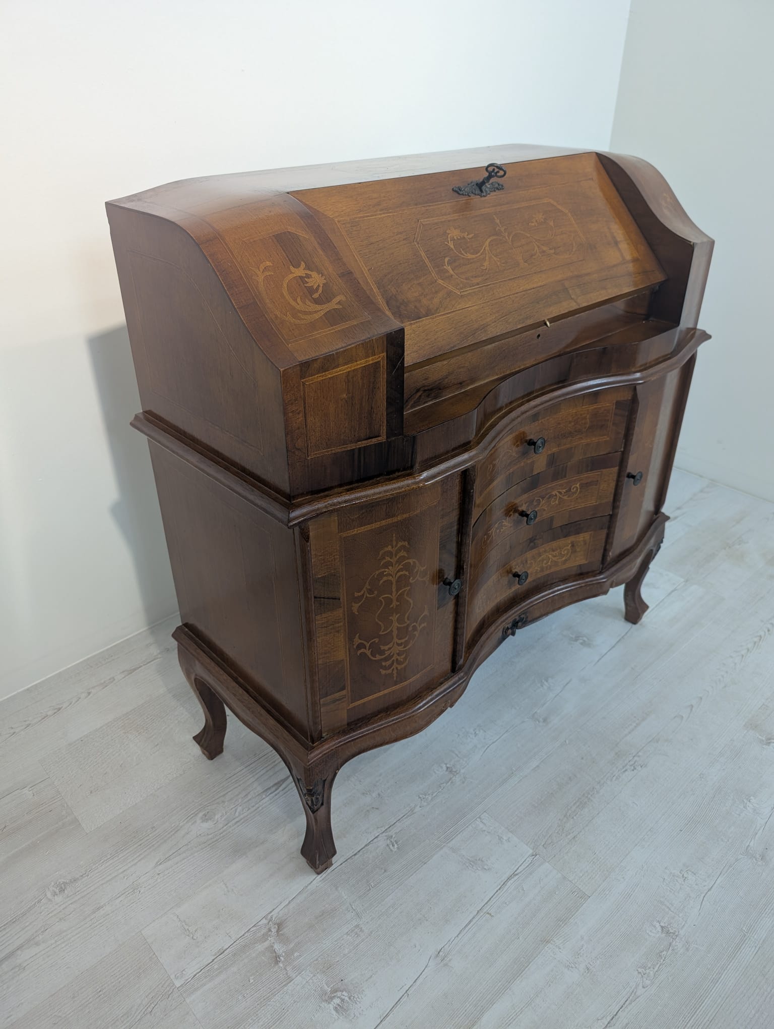 Sekretarzyk, biurko włoskie z intarsją - obrazek 3