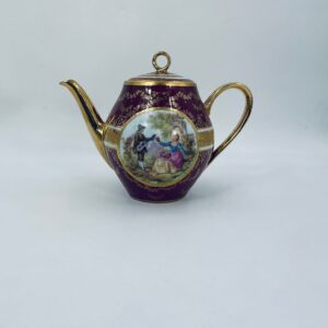 Antique Bareuther Waldsassen tea pot