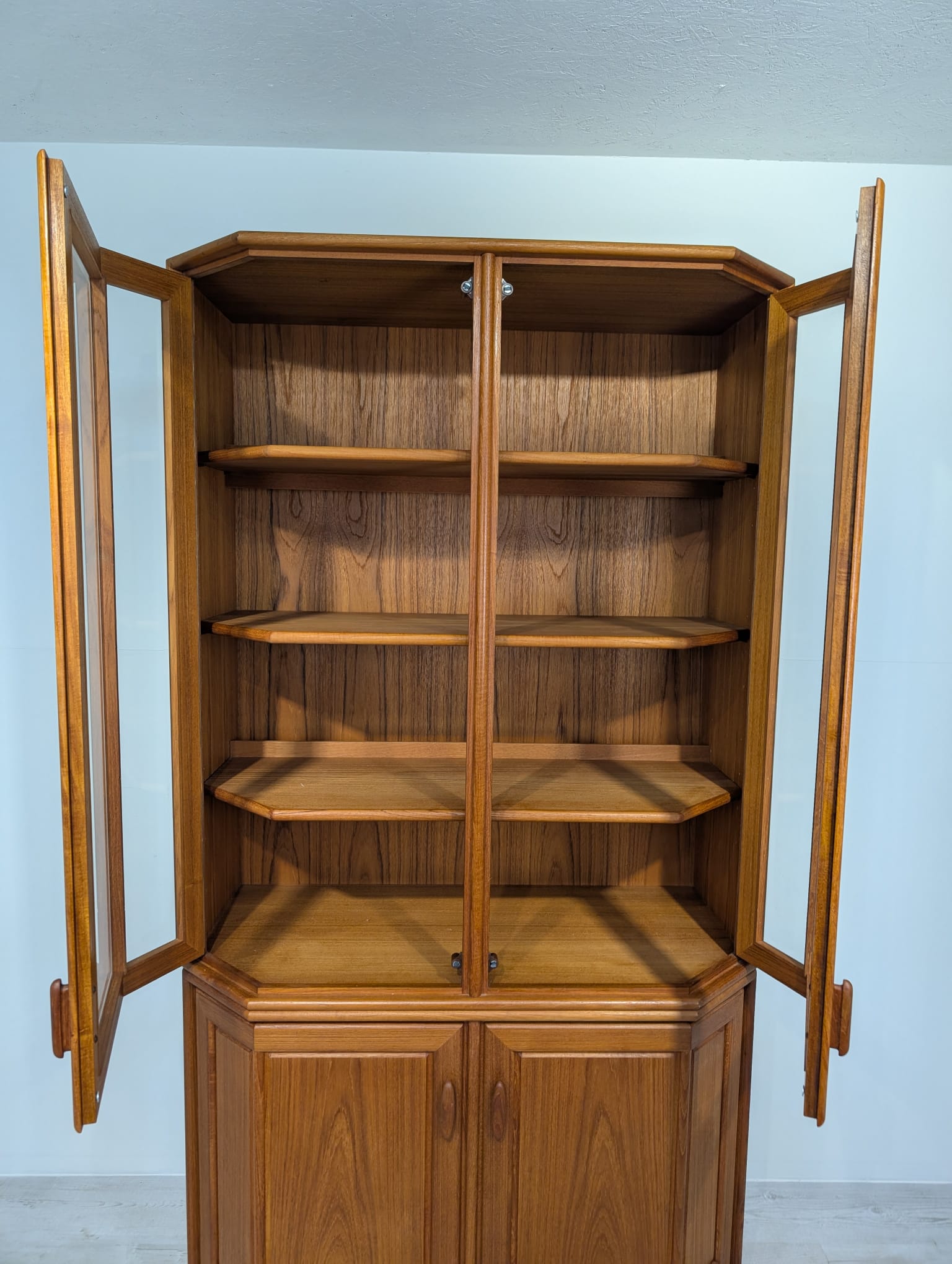 Witryna, duńska gablota podświetlana XL z teku z lat 80-tych - Image 9