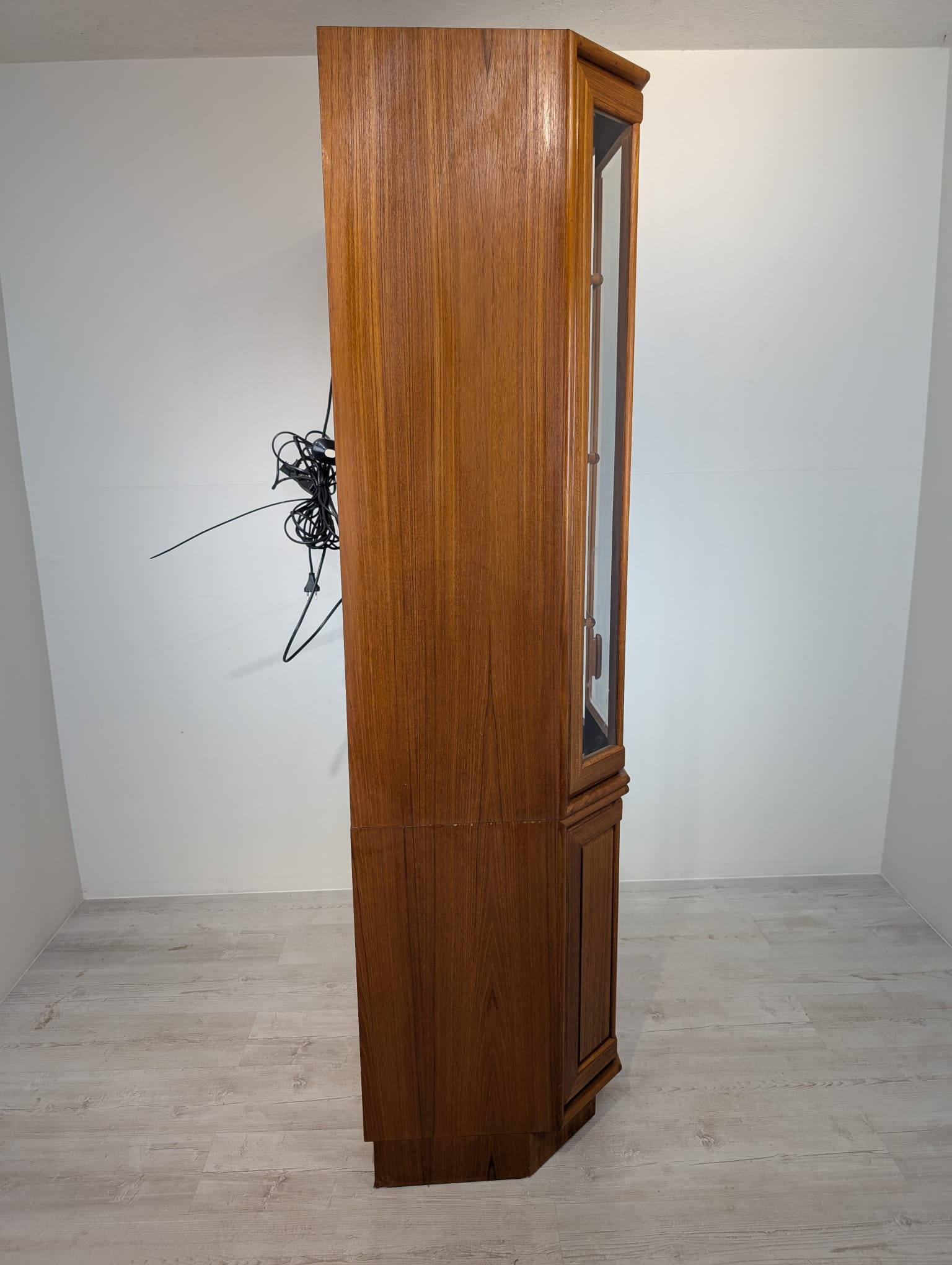 Witryna, duńska gablota podświetlana XL z teku z lat 80-tych - Image 15