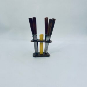 Zestaw antycznych noży do owoców z lat 50tych.