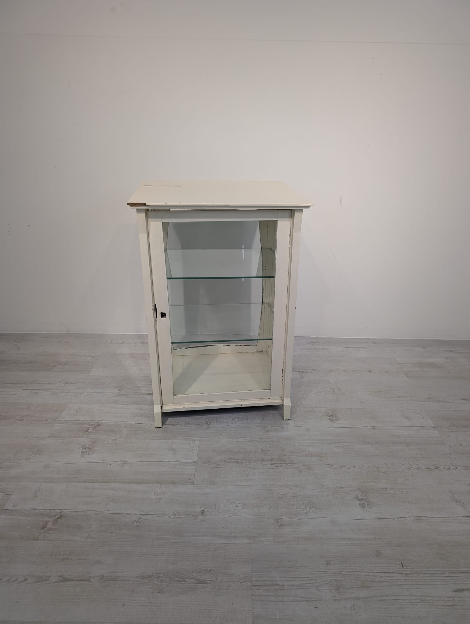 Zaszklona witryna, lada bielona secesyjna - obrazek 15