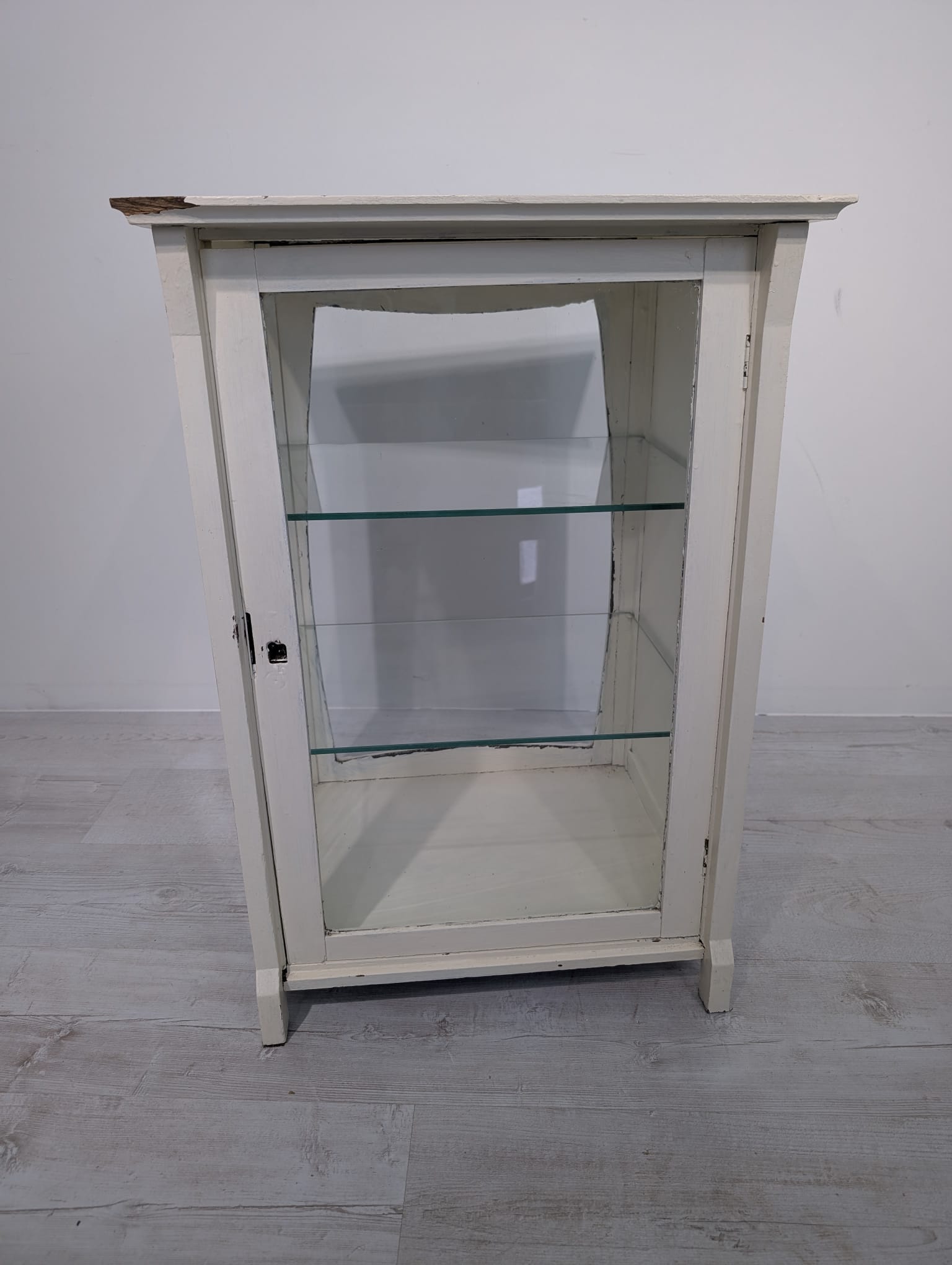 Zaszklona witryna, lada bielona secesyjna - obrazek 4