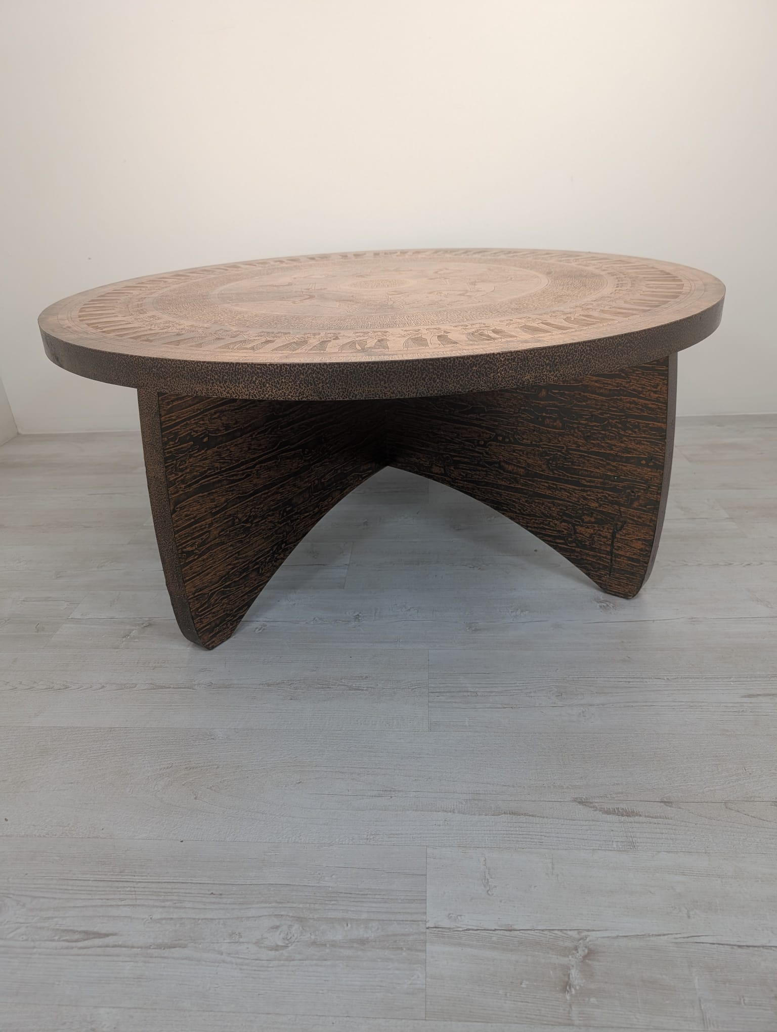 Stolik kawowy, ława okuta blachą miedzianą z lat 70-tych XX wieku - Image 20