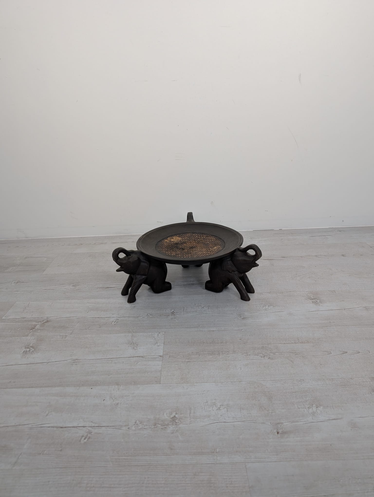 Postument/ Kwietnik, stojak słonie drewniane - obrazek 2