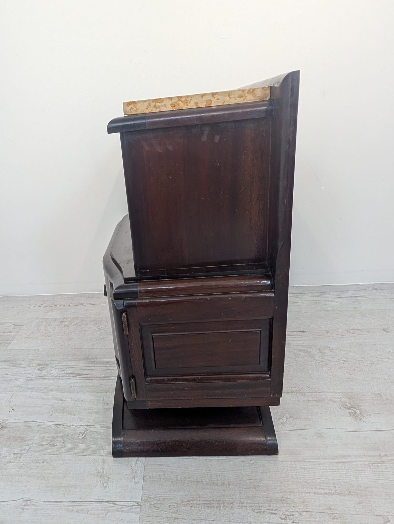 Szafka dębowa secesyjna z marmurem w stylu Art Deco - obrazek 10