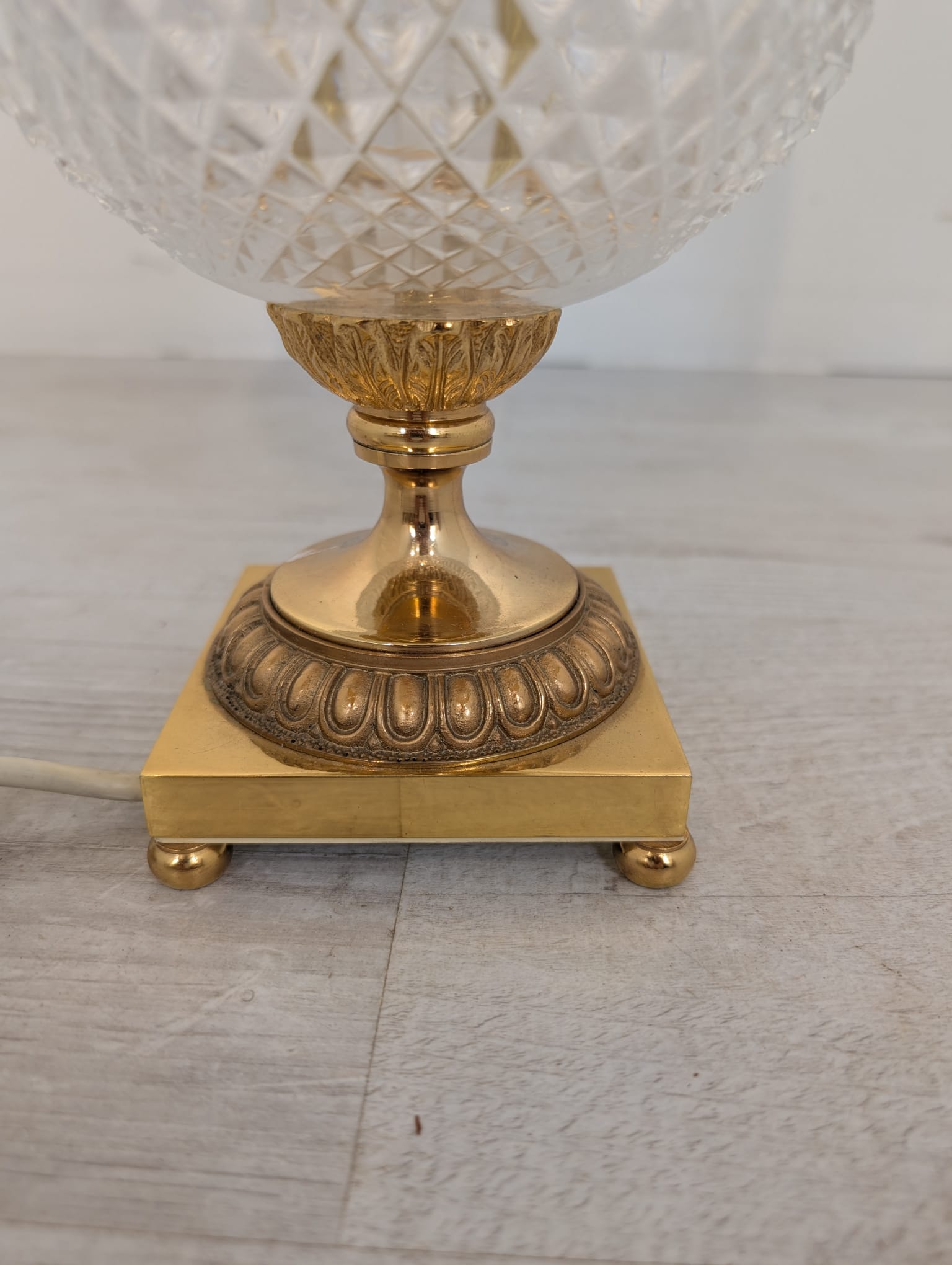 Lampa stołowa kryształowa mosiądzowana z lat 50/60-tych - obrazek 6