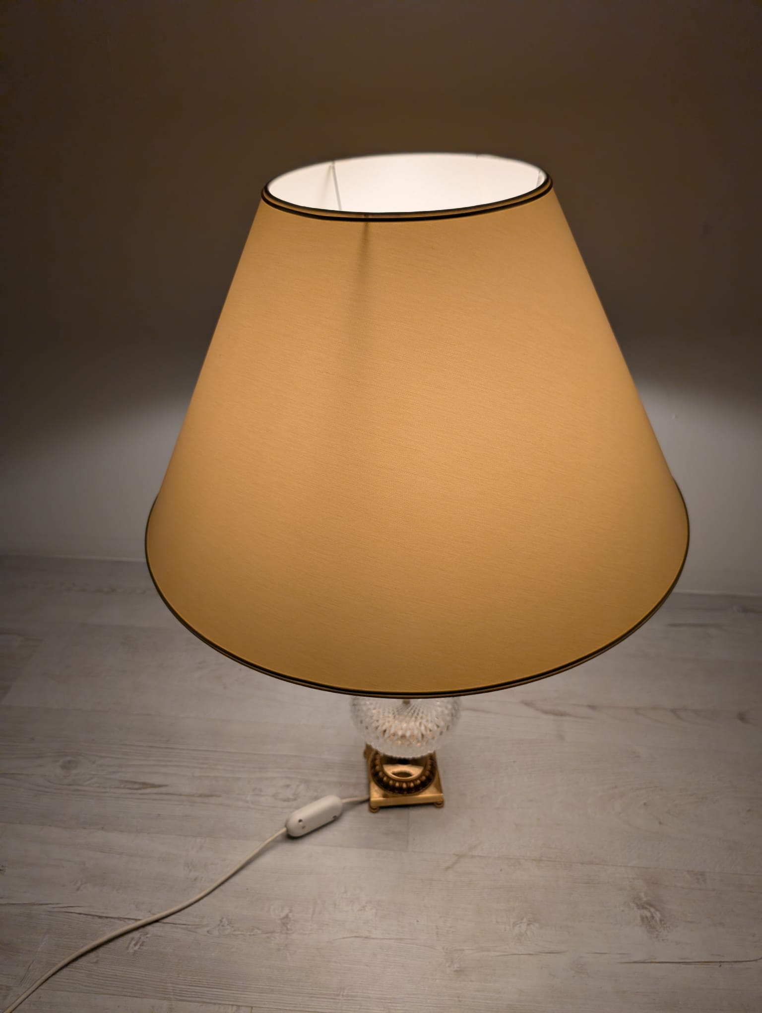 Lampa stołowa kryształowa mosiądzowana z lat 50/60-tych - obrazek 14