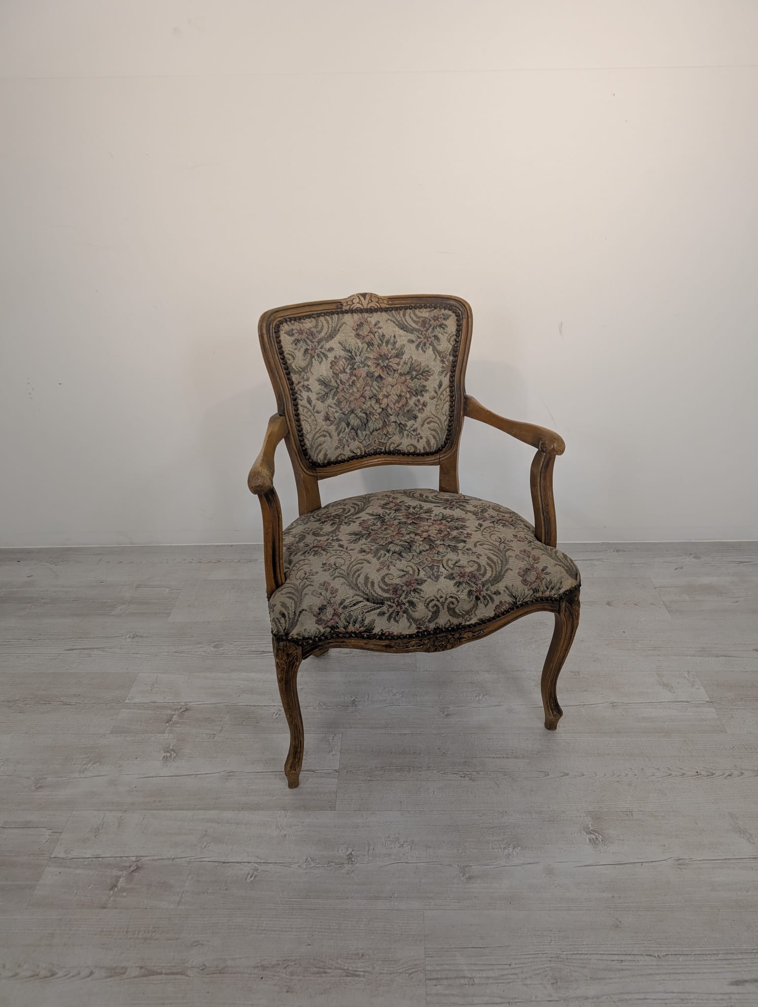 Louisville style armchair carved