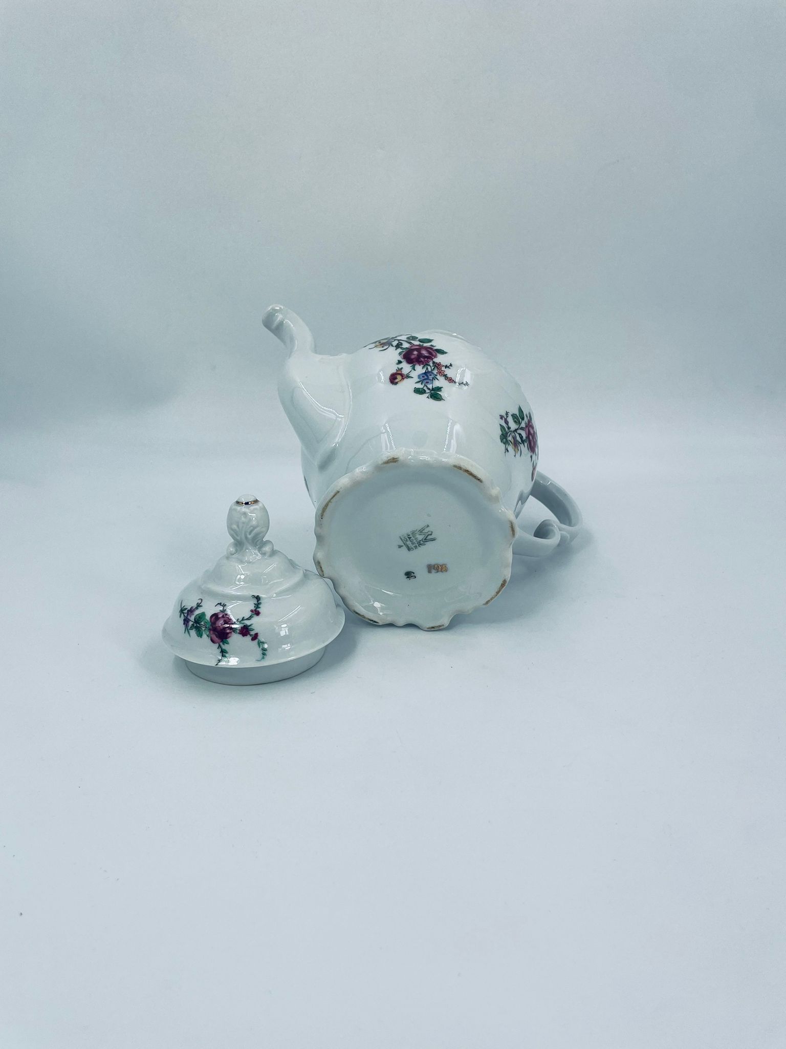 Dzbanek porcelanowy Polskiej marki Wawel - obrazek 8