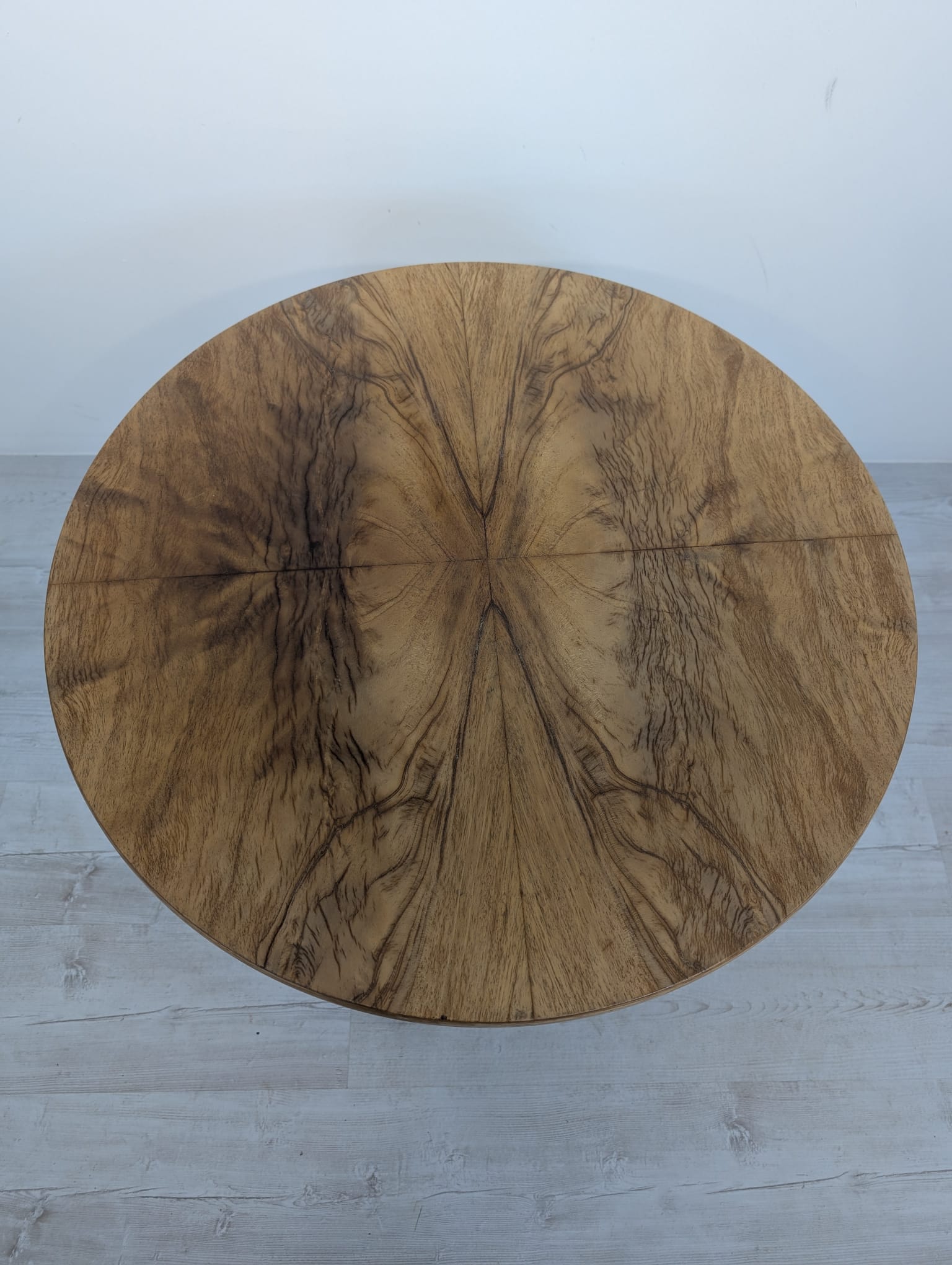 Stolik kawowy z litego drewna orzechowego vintage - Image 3