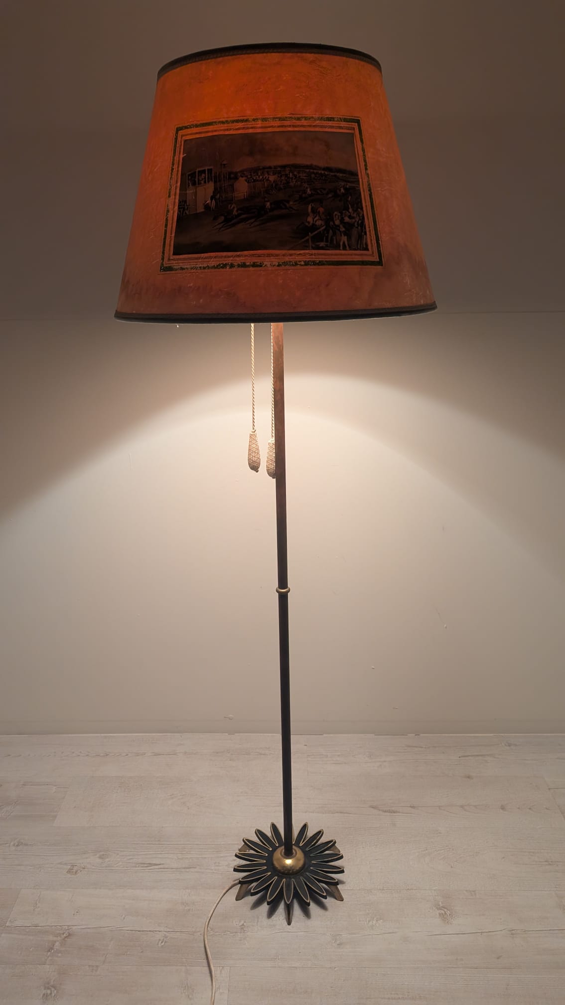 Stylowa lampa podłogowa mosiężna w stylu vintage z lat 50/60-tych - obrazek 14