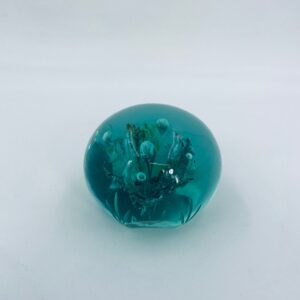 Szklany przycisk do papieru Vintage