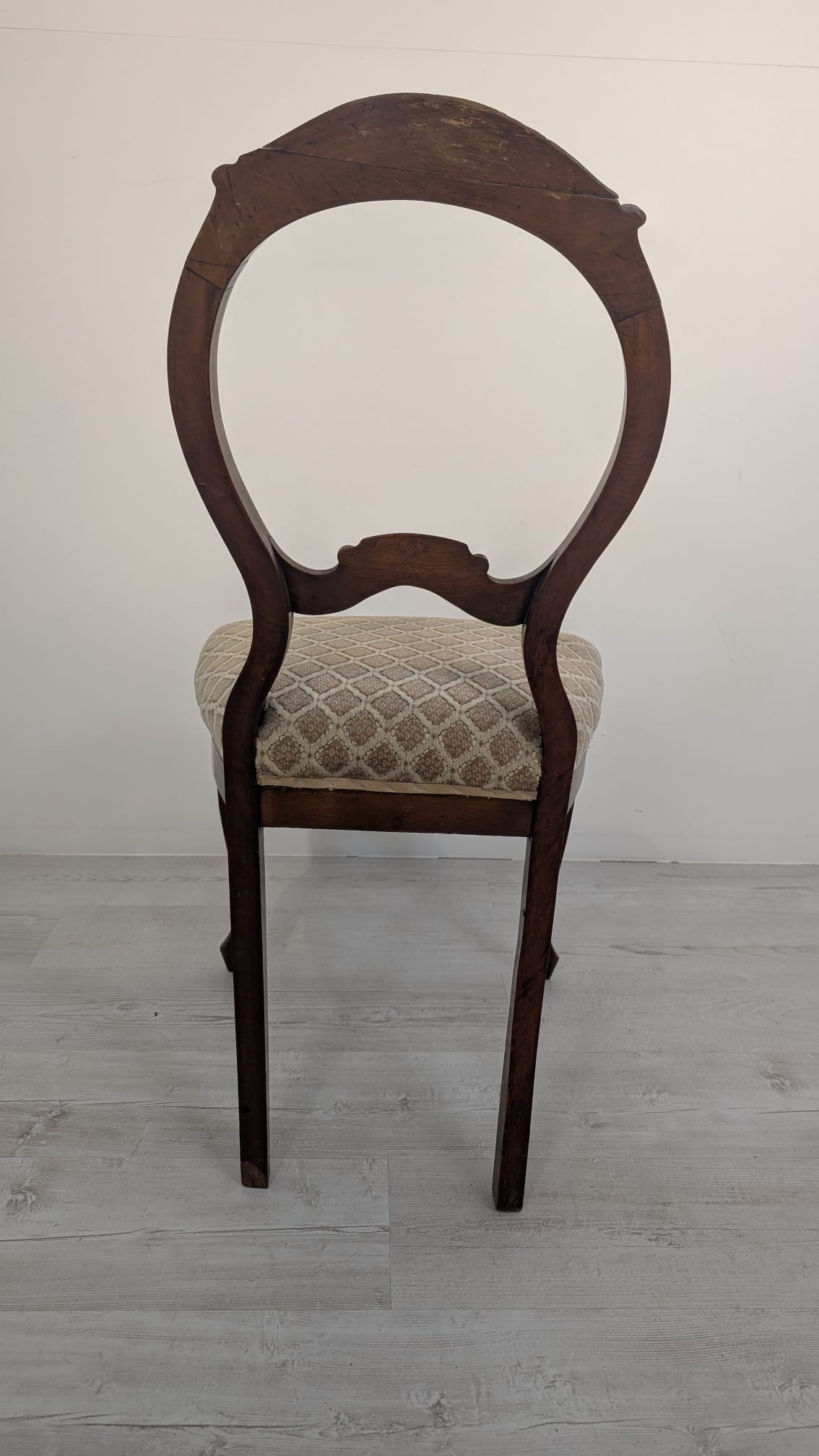 Krzesło rokoko z II poł. XIX wieku - obrazek 10