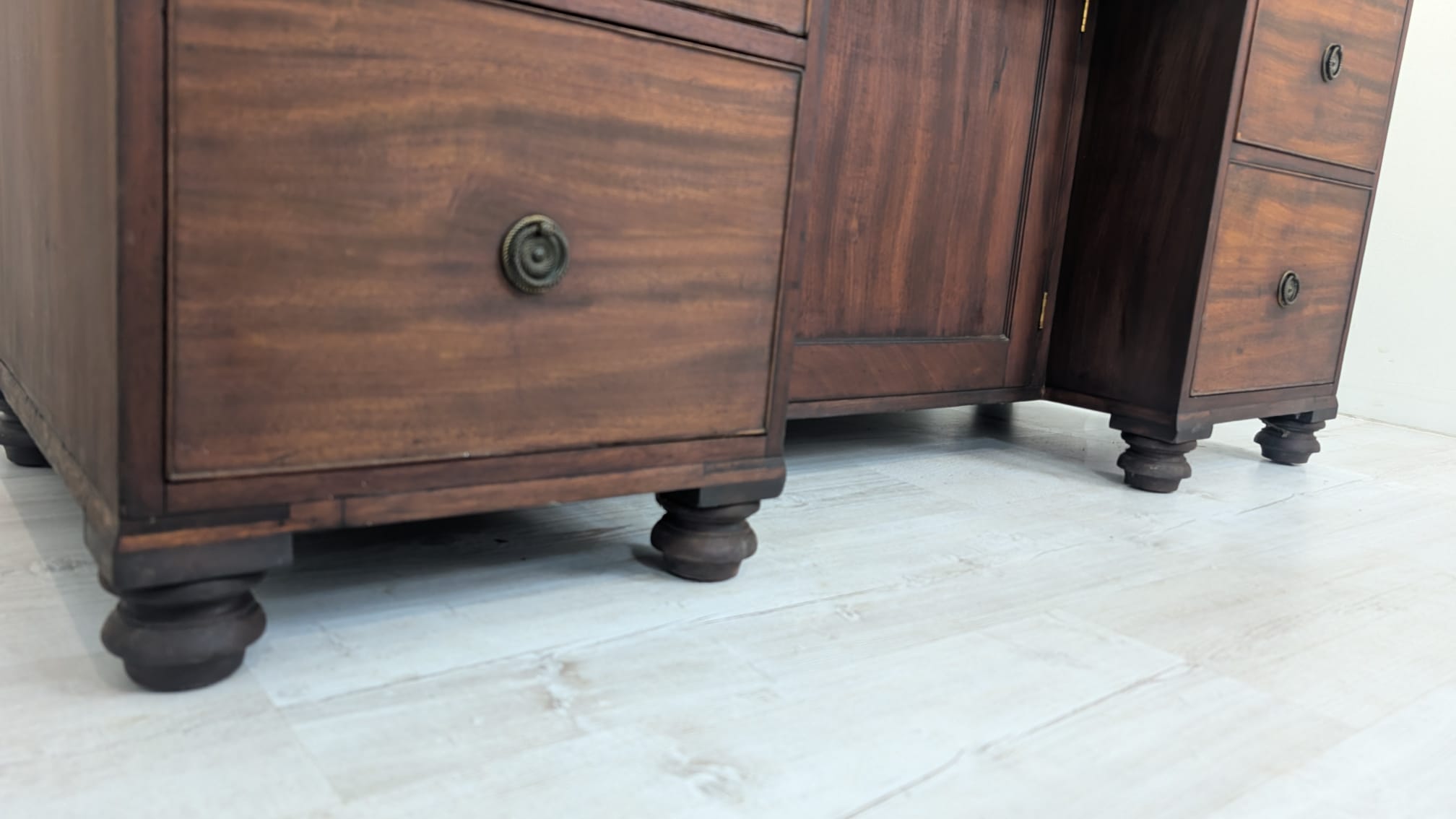 Biurko z litego drewna tekowego z XIX wieku - Image 11